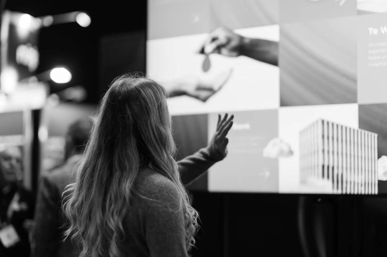 Showcasing Datacom Success Stories with Hand-Tracking Tech at the NZ CIO Summit