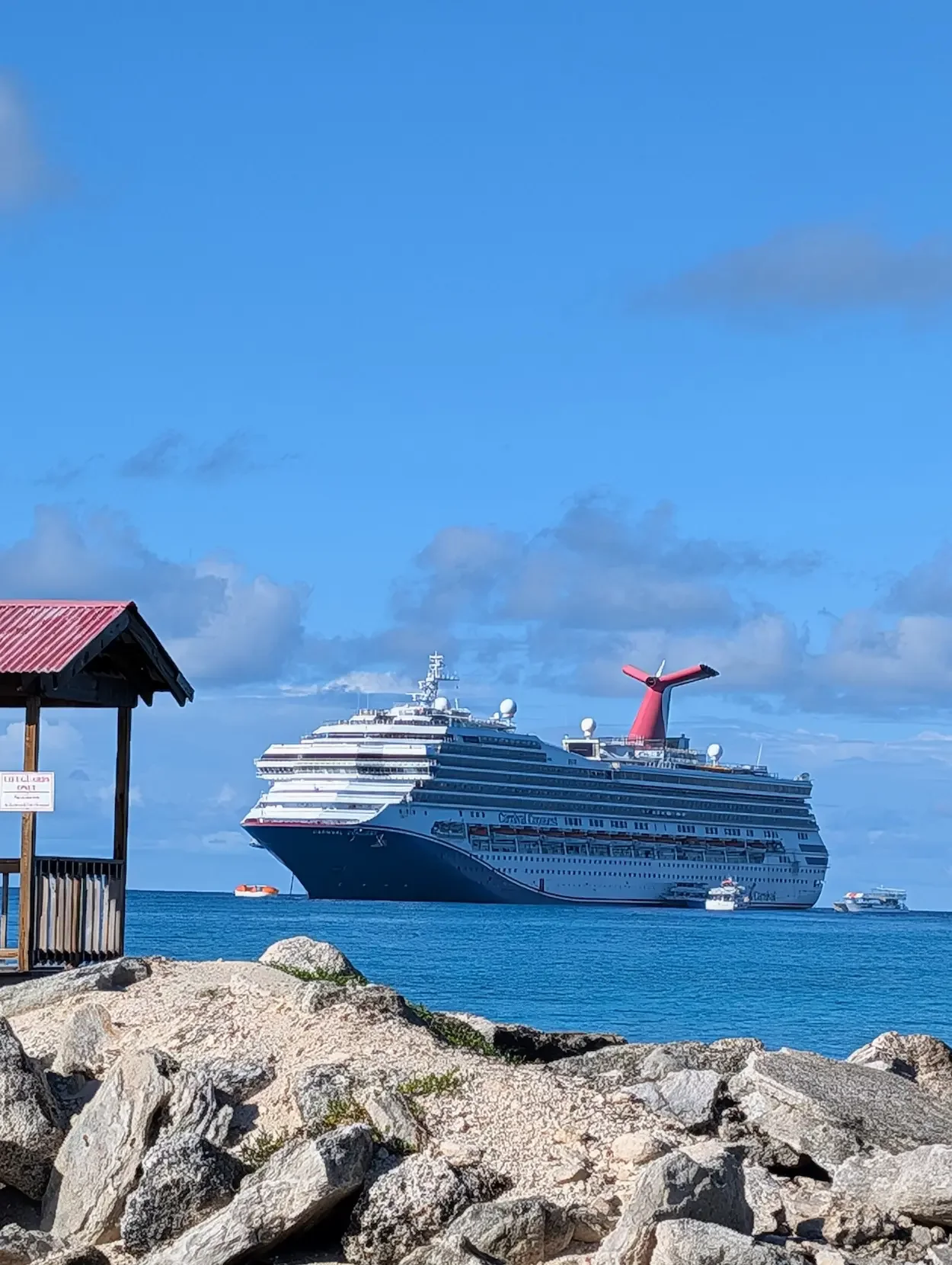 Carnival Conquest at Princess Cays