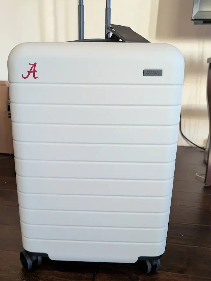Away Bigger Carry on Alabama