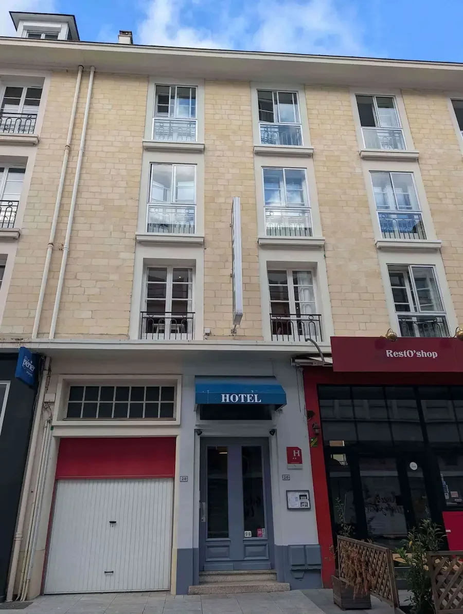 Our Hotel La Fontaine Caen Centre Review