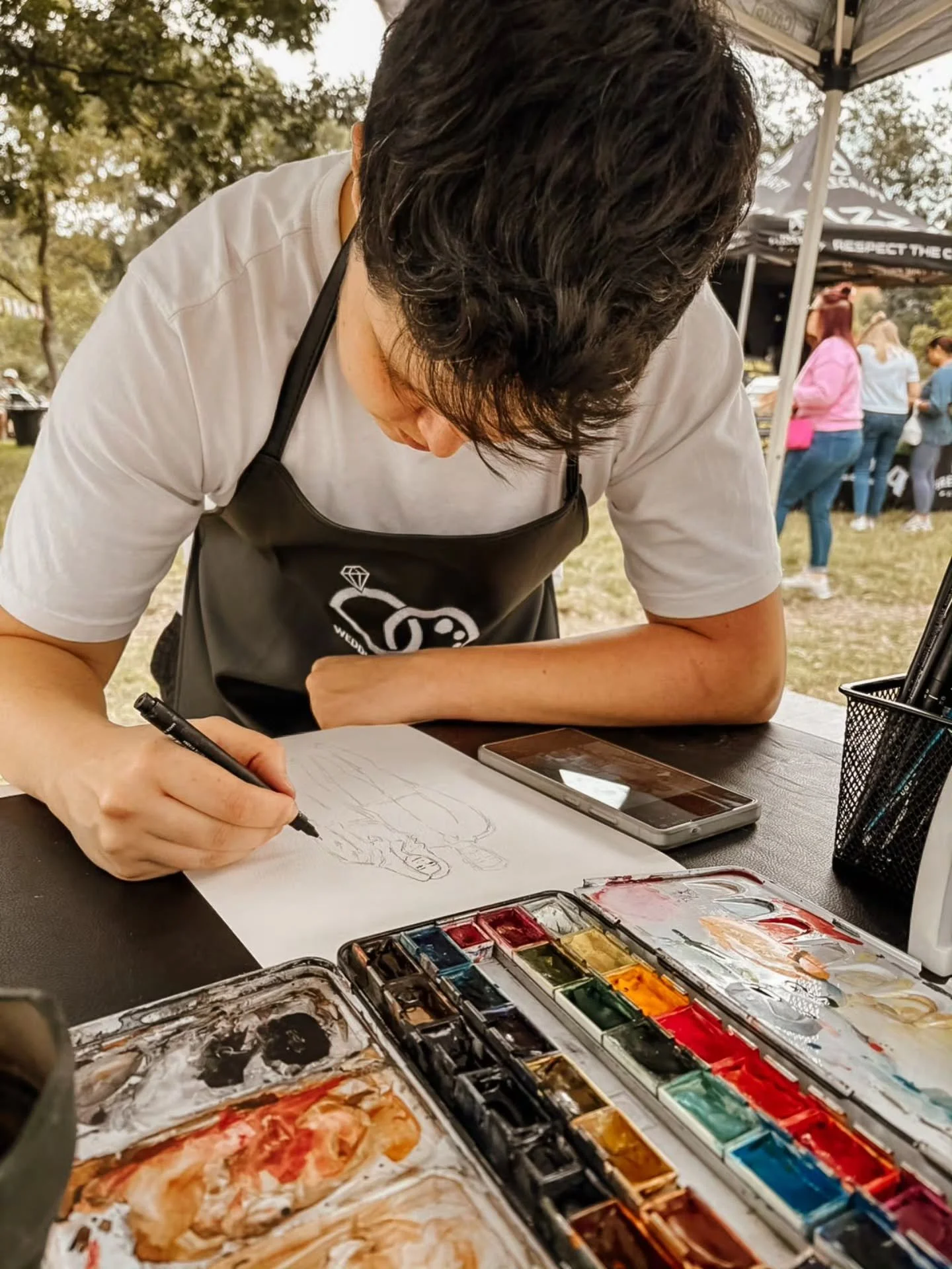 Some in action shots - don't judge the grey hair. 

#liveguestillustration 
#LiveEventArtist 
#EventEntertainment 
#southafricawedding 
#Fieldmarket