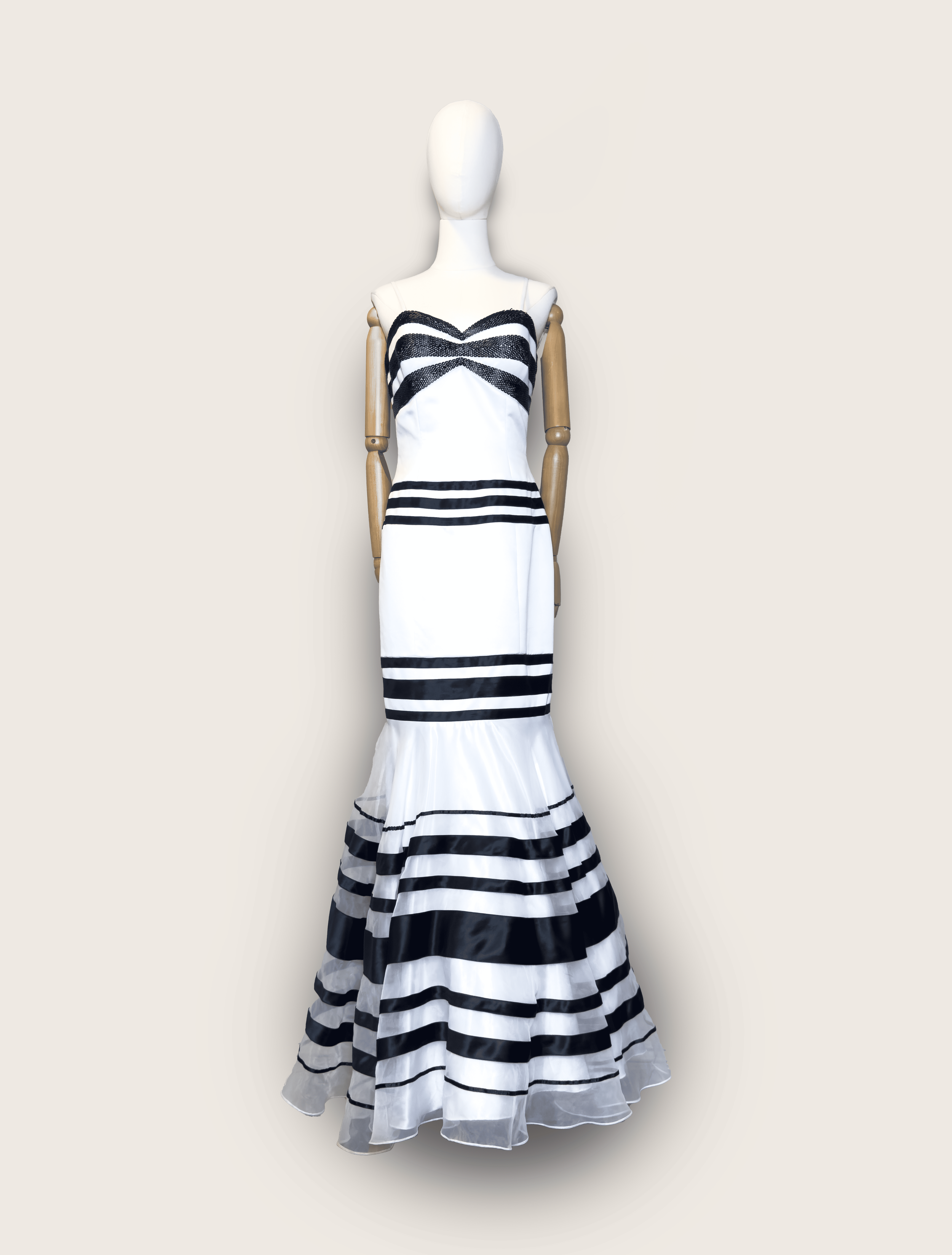 Sagaie black and White Fishtail Ball Gown, Size Medium