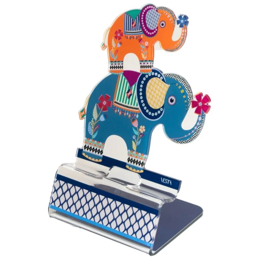 happy phone elefante.jpeg