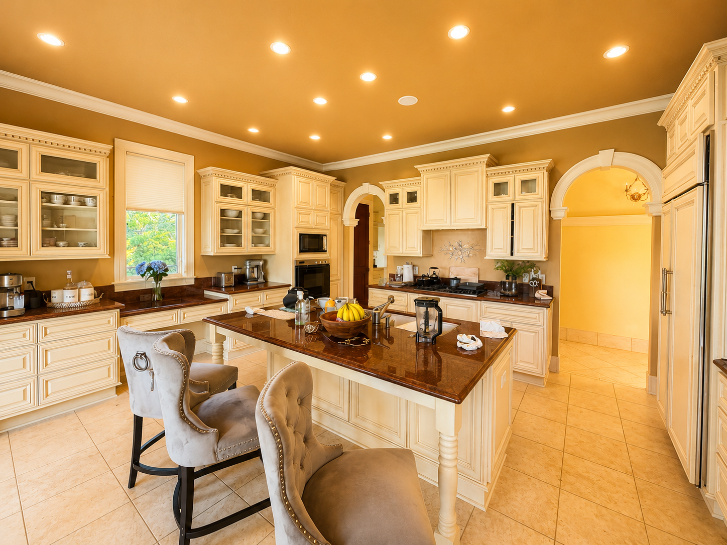 Refinished kitchen cabinets & interior walls and ceilings painting project completed by Salazar Custom Finish in Salem, OR 