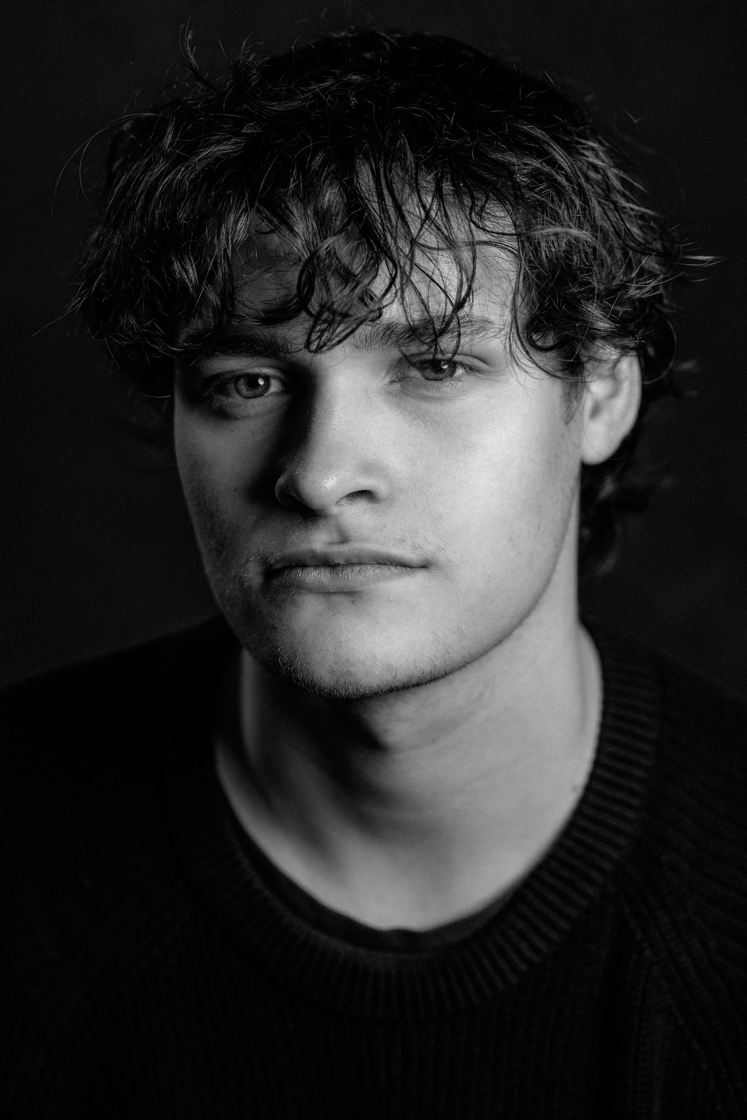 Ashton Hay Model Portfolio B&W - 6