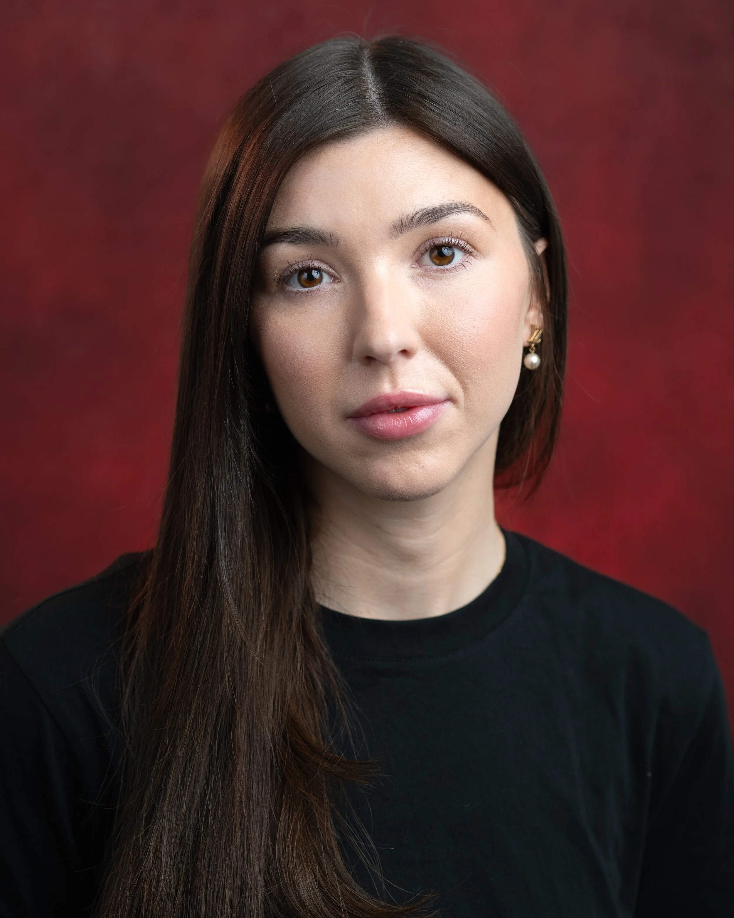 Alanis Hill Headshot