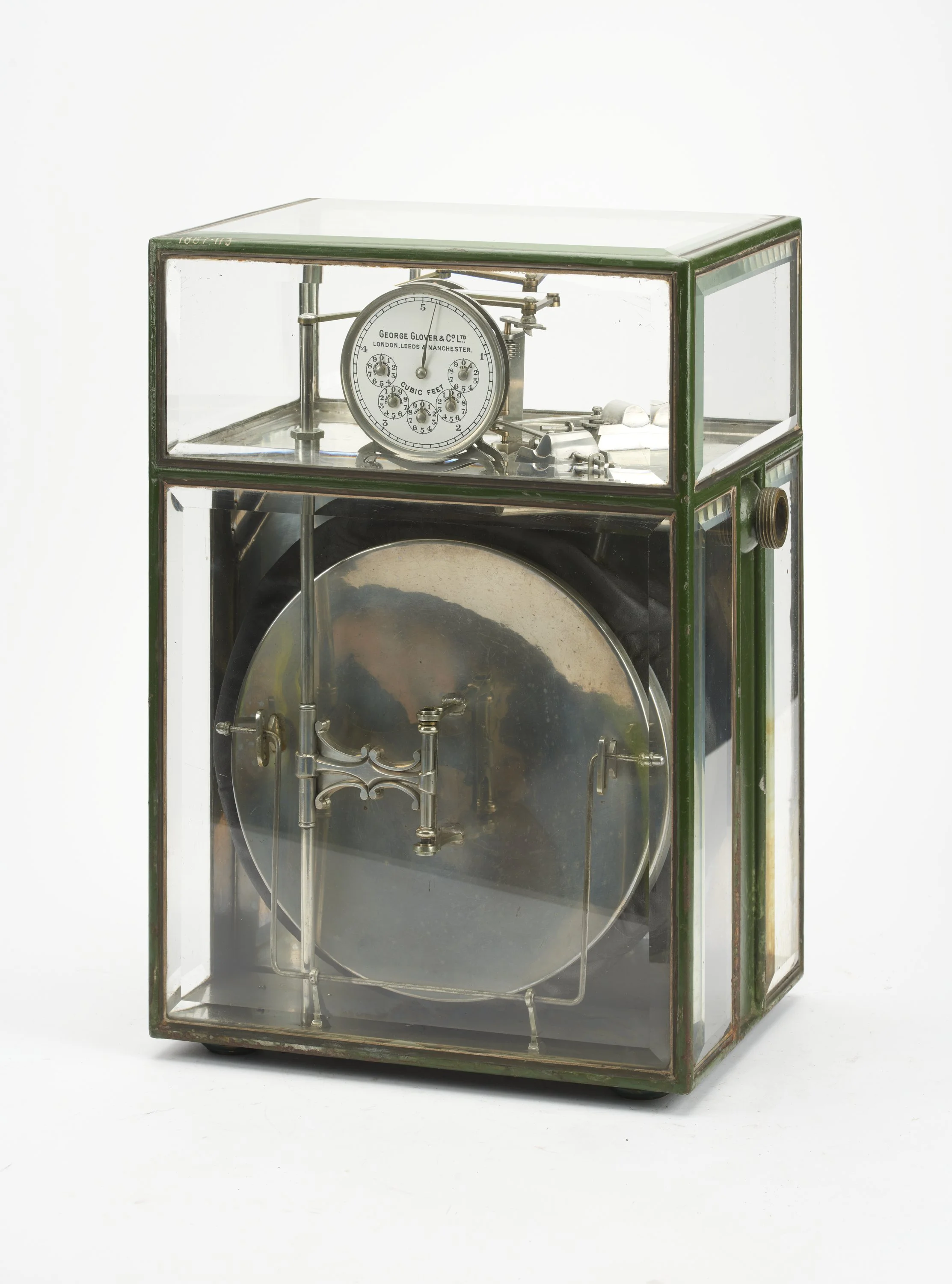 1887-113
	
Improved dry gas meter.