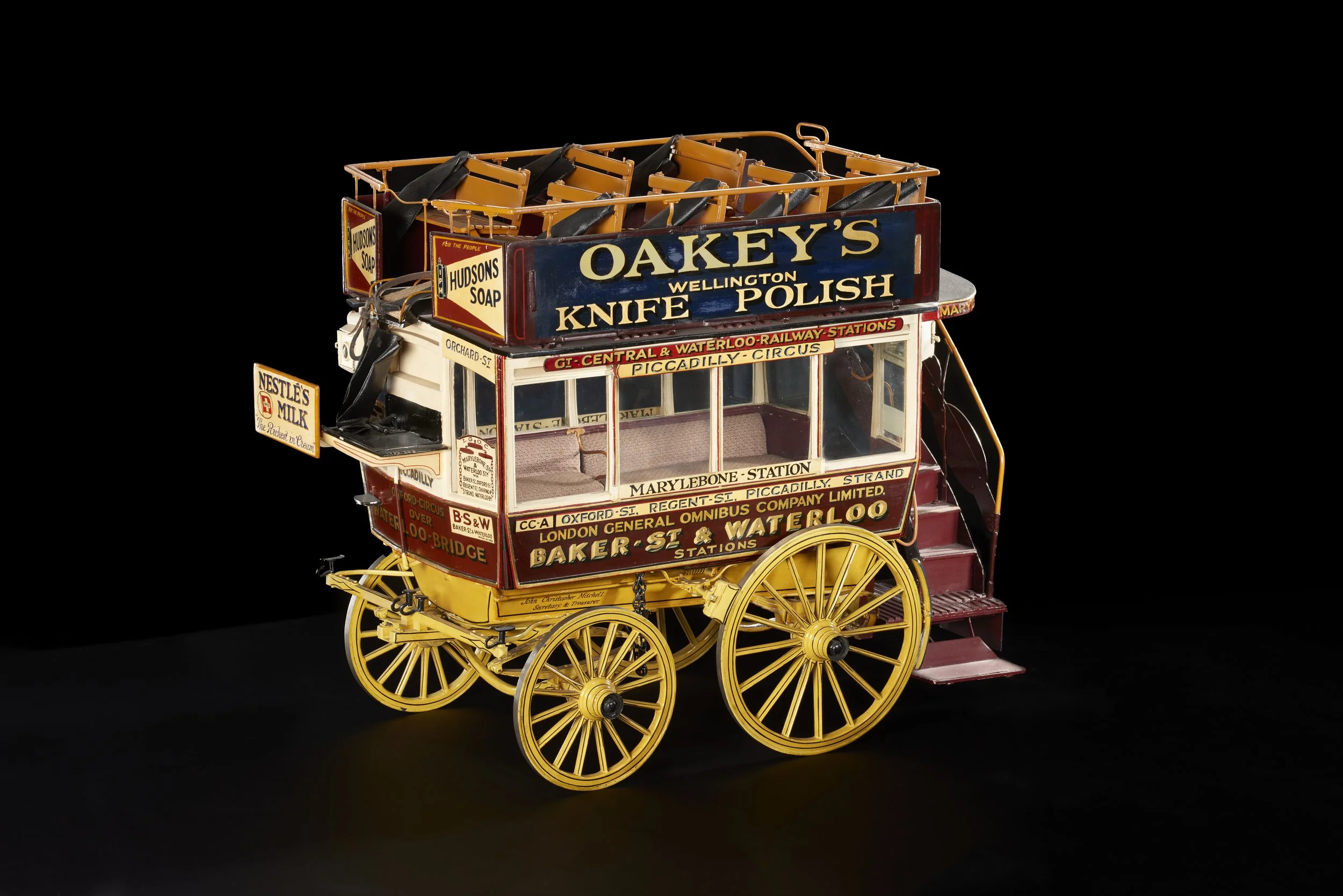 1930-668
	
London General Omnibus Company, horse-drawn omnibus, 1911, model (scale 1:6)