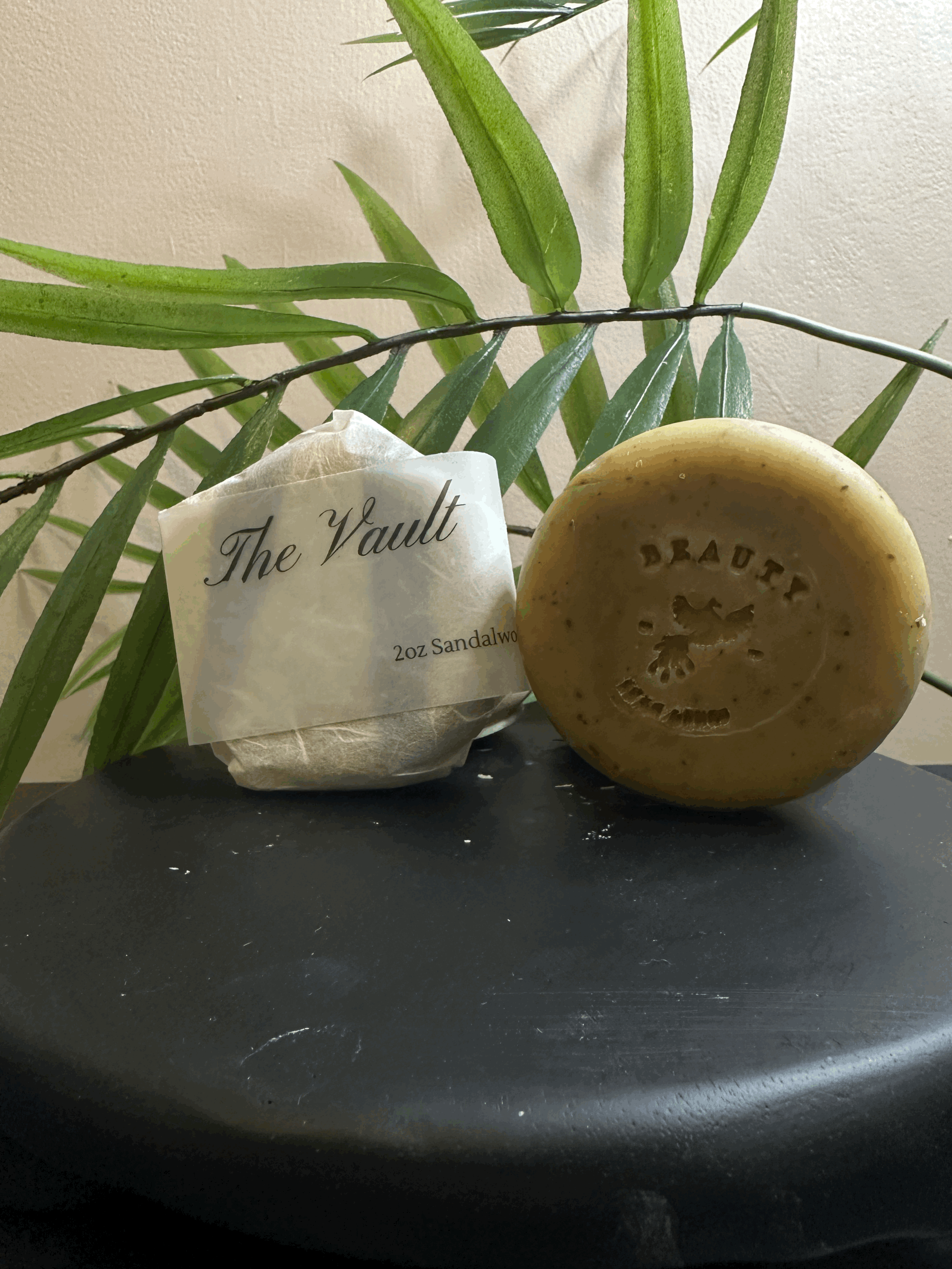 The Vault 2oz Sandalwood
