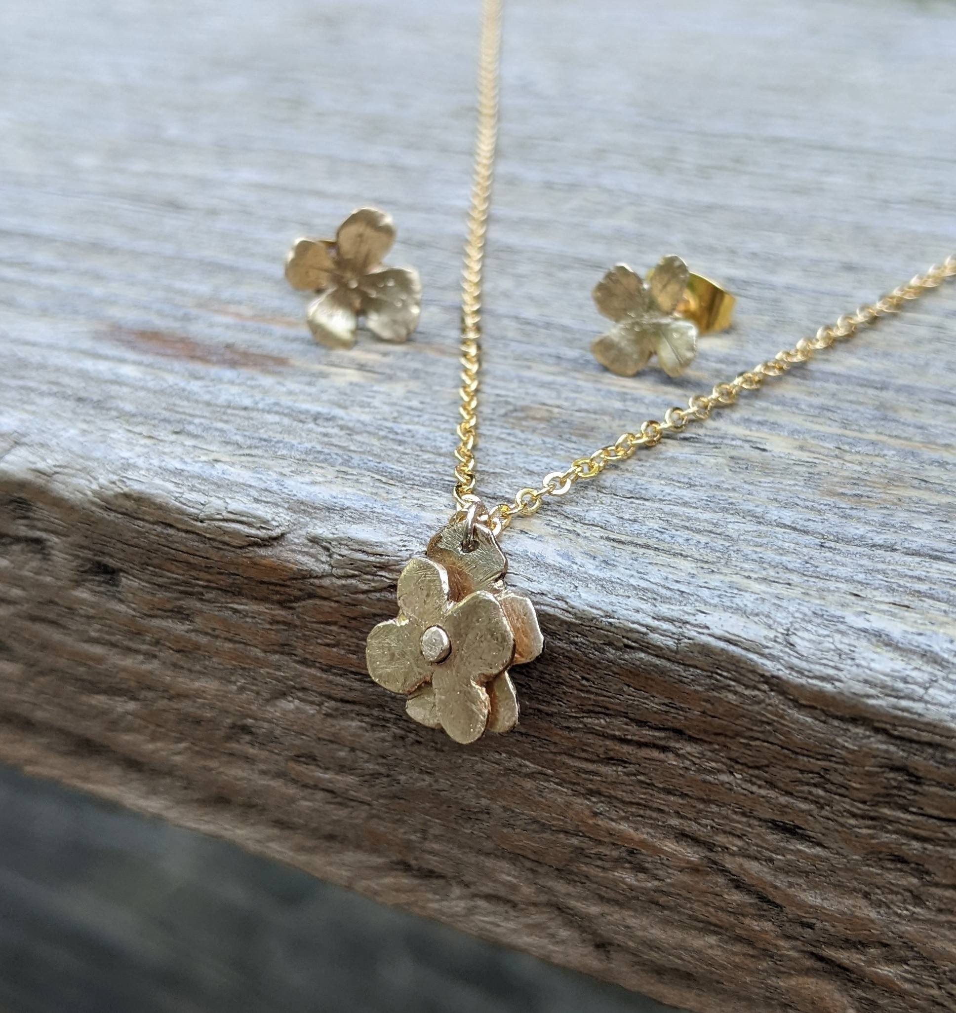 https://i.etsystatic.com/27033376/r/il/0a1bc6/3910724126/il_fullxfull.3910724126_lzwh.jpg