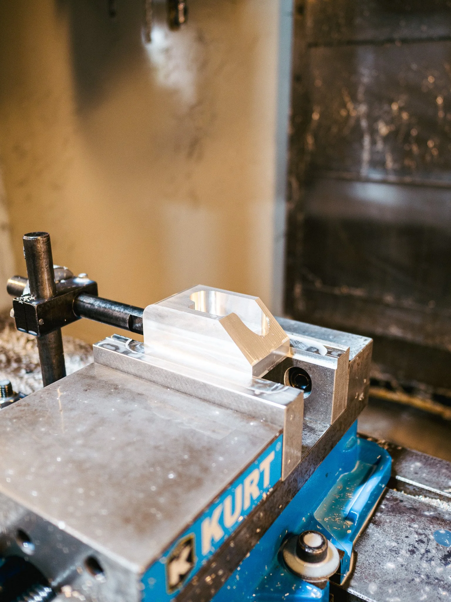 CNC machining custom aluminum and steel parts for clients in Bardstown Kentucky