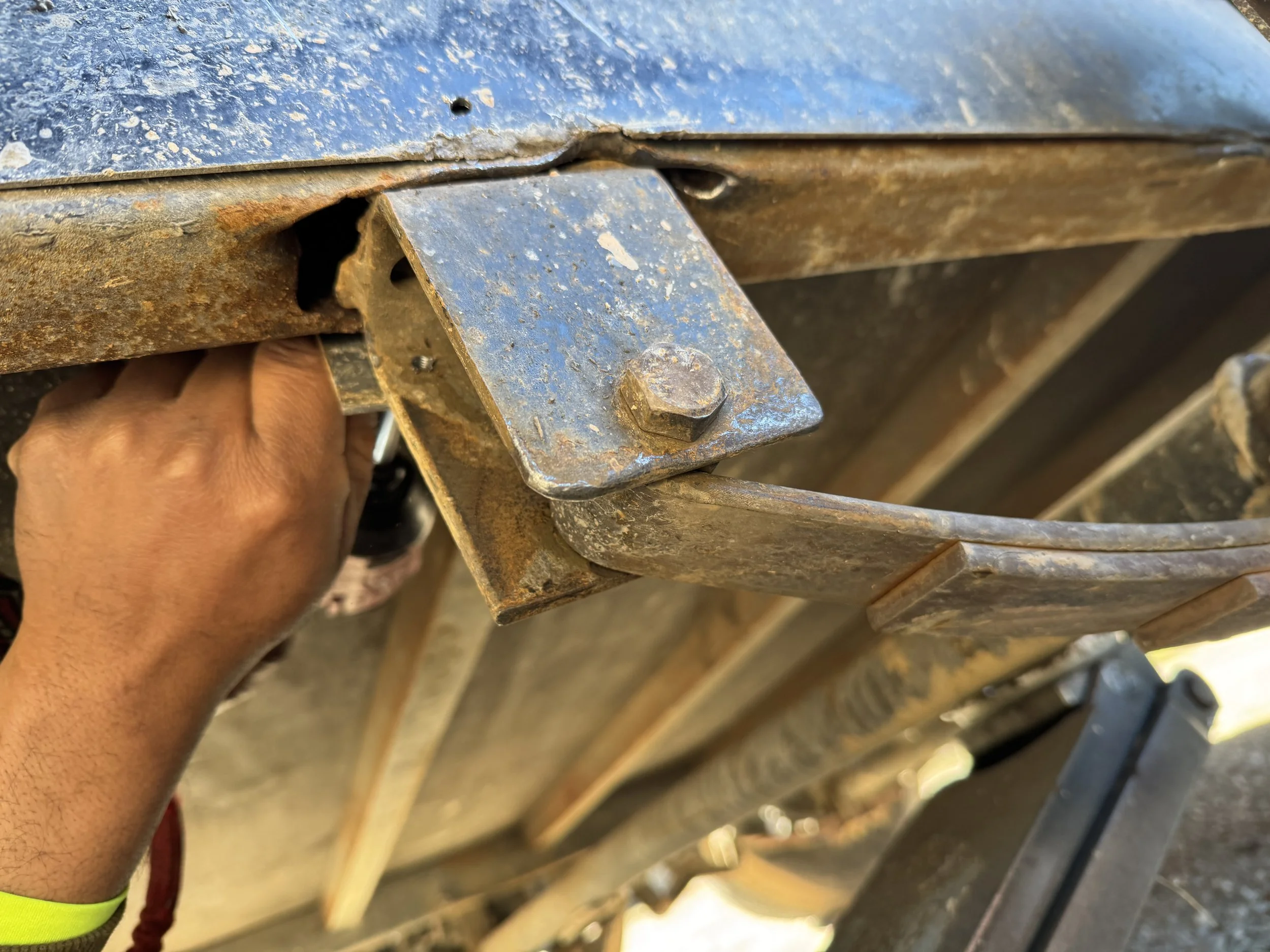 Trailer axle repair and welding Corbin Kentucky