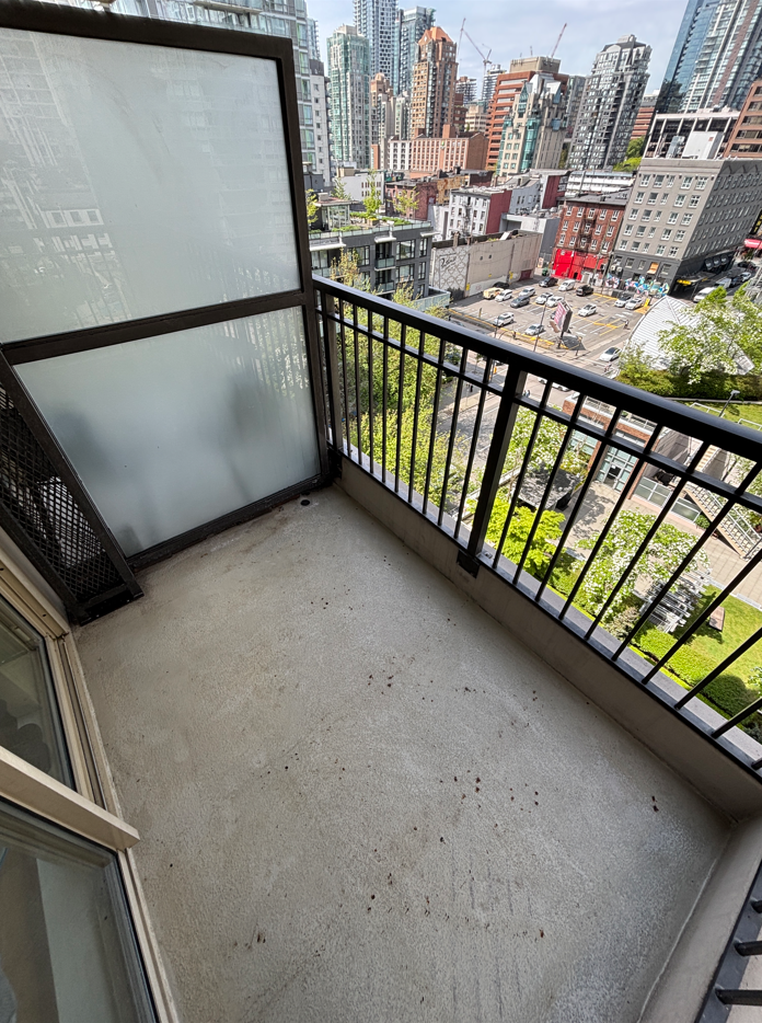 After BalcoScrub balcony deep clean