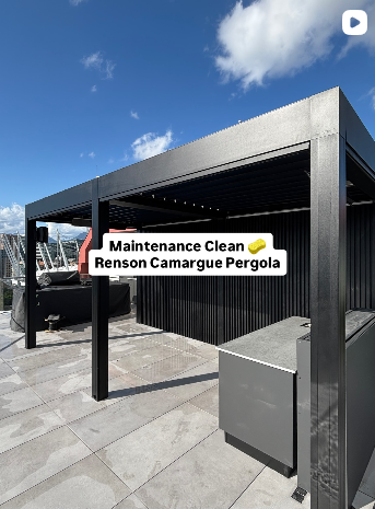 Balcoscrub cleaning Renson Camargue pergola