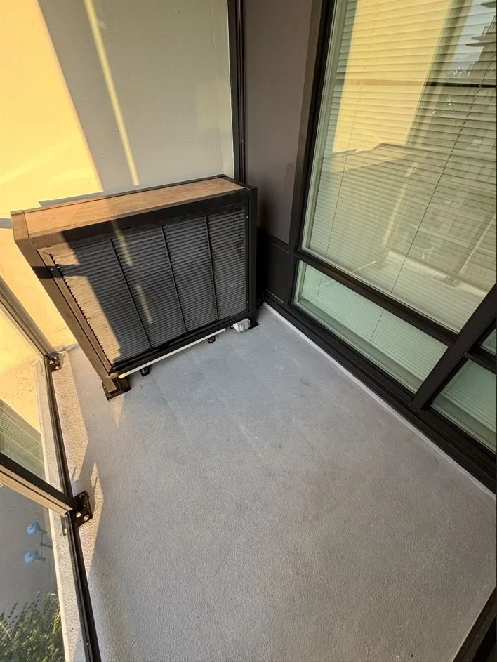 Clean balcony after BalcoScrub deep cleaning