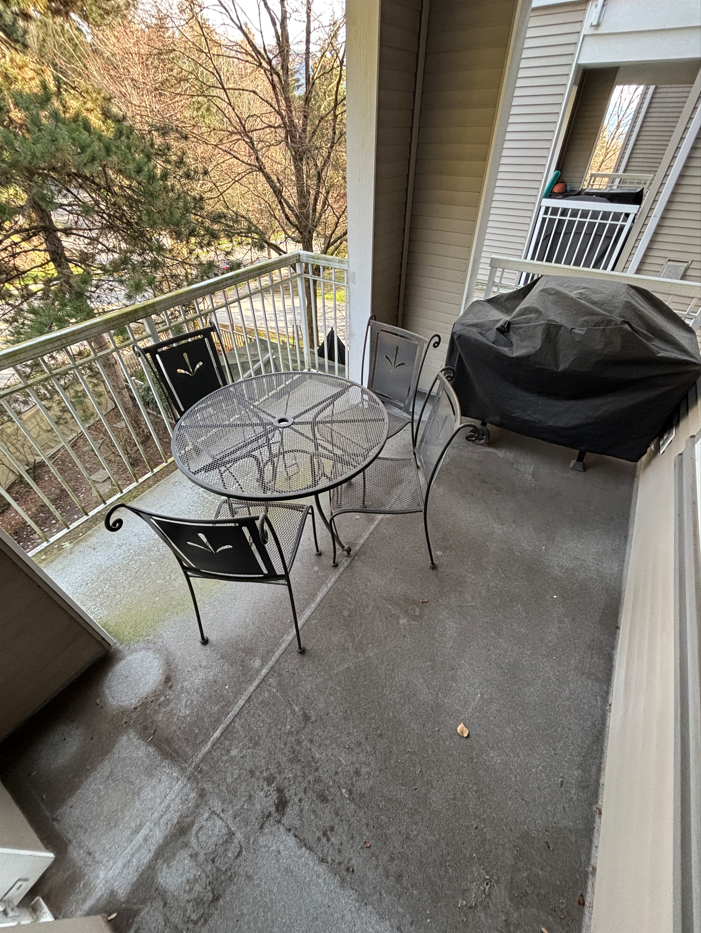 Before BalcoScrub balcony deep clean