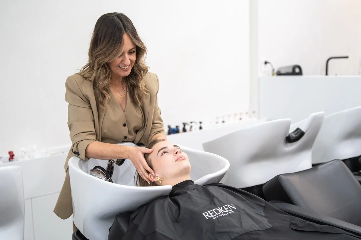 📢 ATTENTION EMPLOYERS!
Significant changes to Apprenticeship Incentives will take effect from 1 January 2026.

💰 CURRENT SUPPORT (until 31 Dec 2025):
👉 Employer Incentive: $5,000
👉 Apprentice Incentive: $5,000
✨ Total Support: $10,000 per apprent