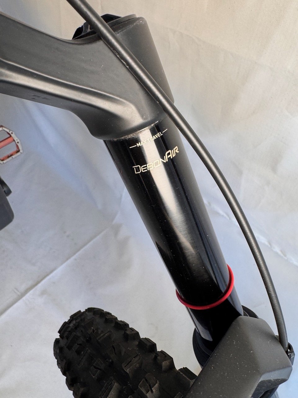 Trek Slash L - WTU259G0387T (14).jpeg