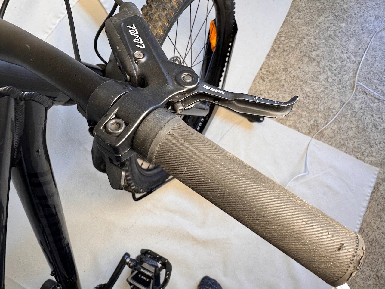 Specialized Riprock Pro 24 - WSBC011109510T (7).jpeg