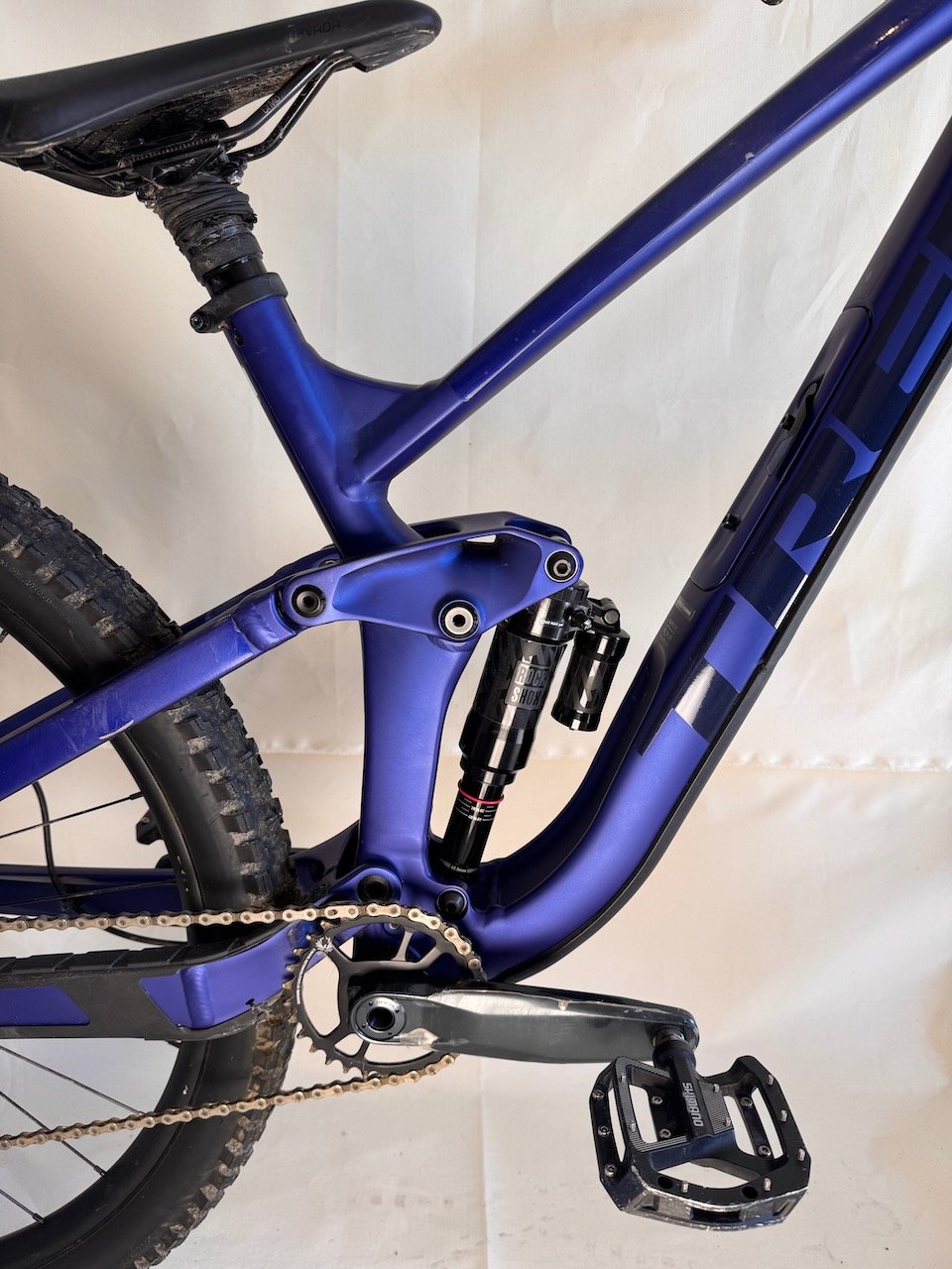 Trek Slash M - WTU214G0550T (1).jpeg