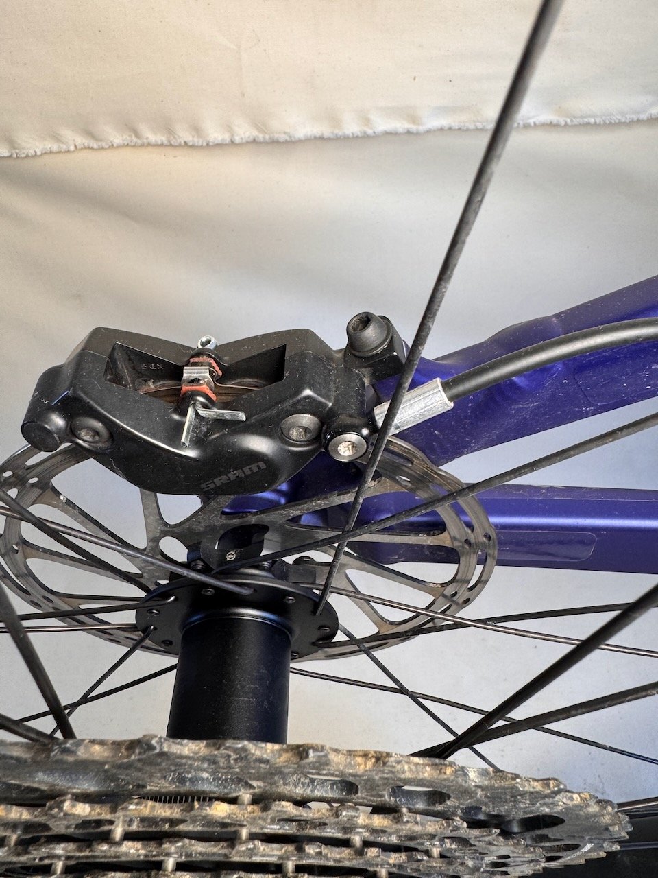 Trek Slash L - WTU259G0387T (4).jpeg