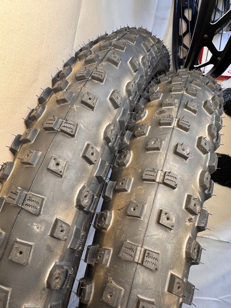Bontrager Fat Bike Wheels, Tires and Tubes - NEW (6).jpeg