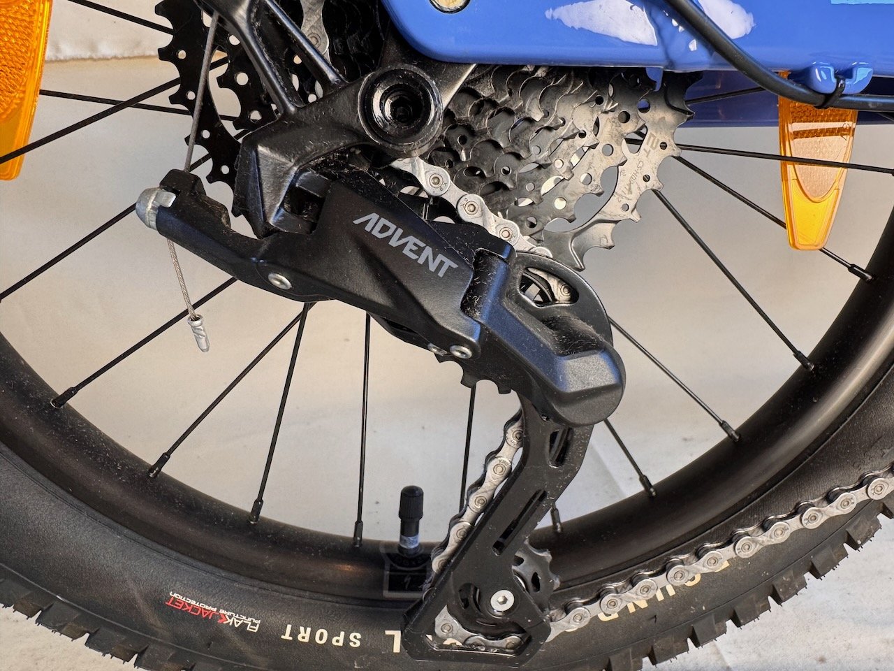 Specialized Riprock 20 Blue - WSBC022222141T (1).jpeg
