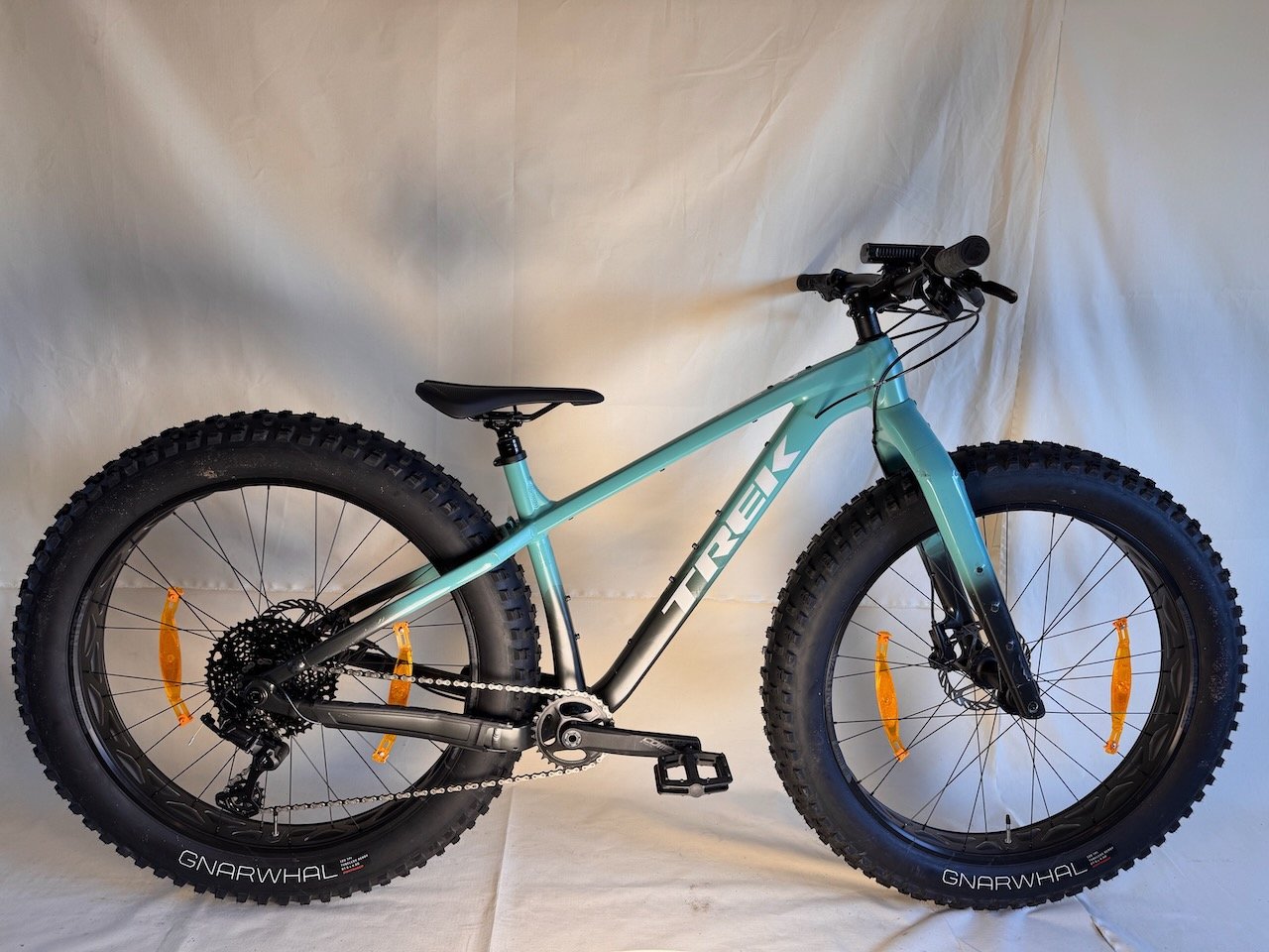 Trek Farley M - WTU093SV0117U.jpeg