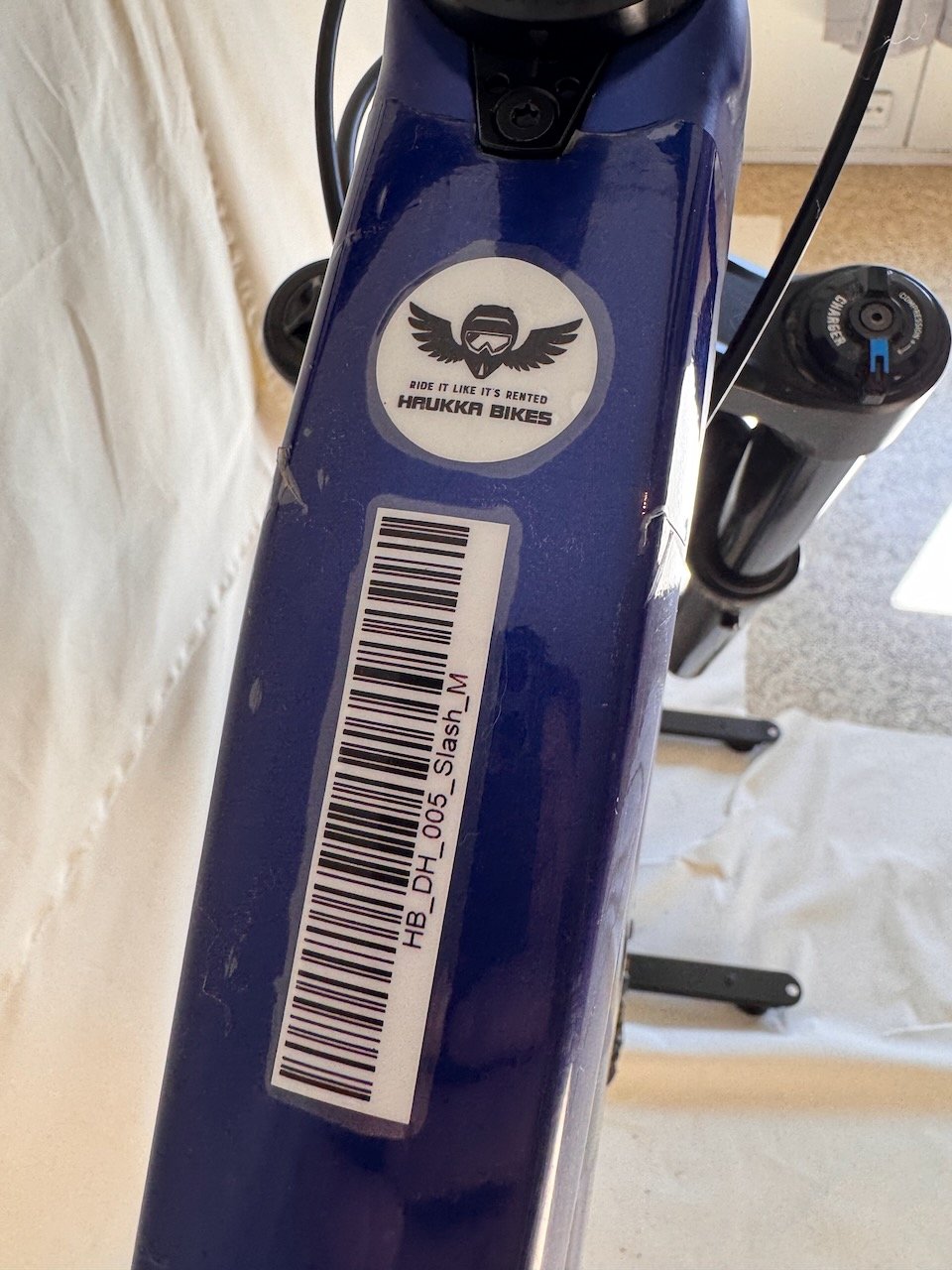 Trek Slash M - WTU214G0550T (3).jpeg
