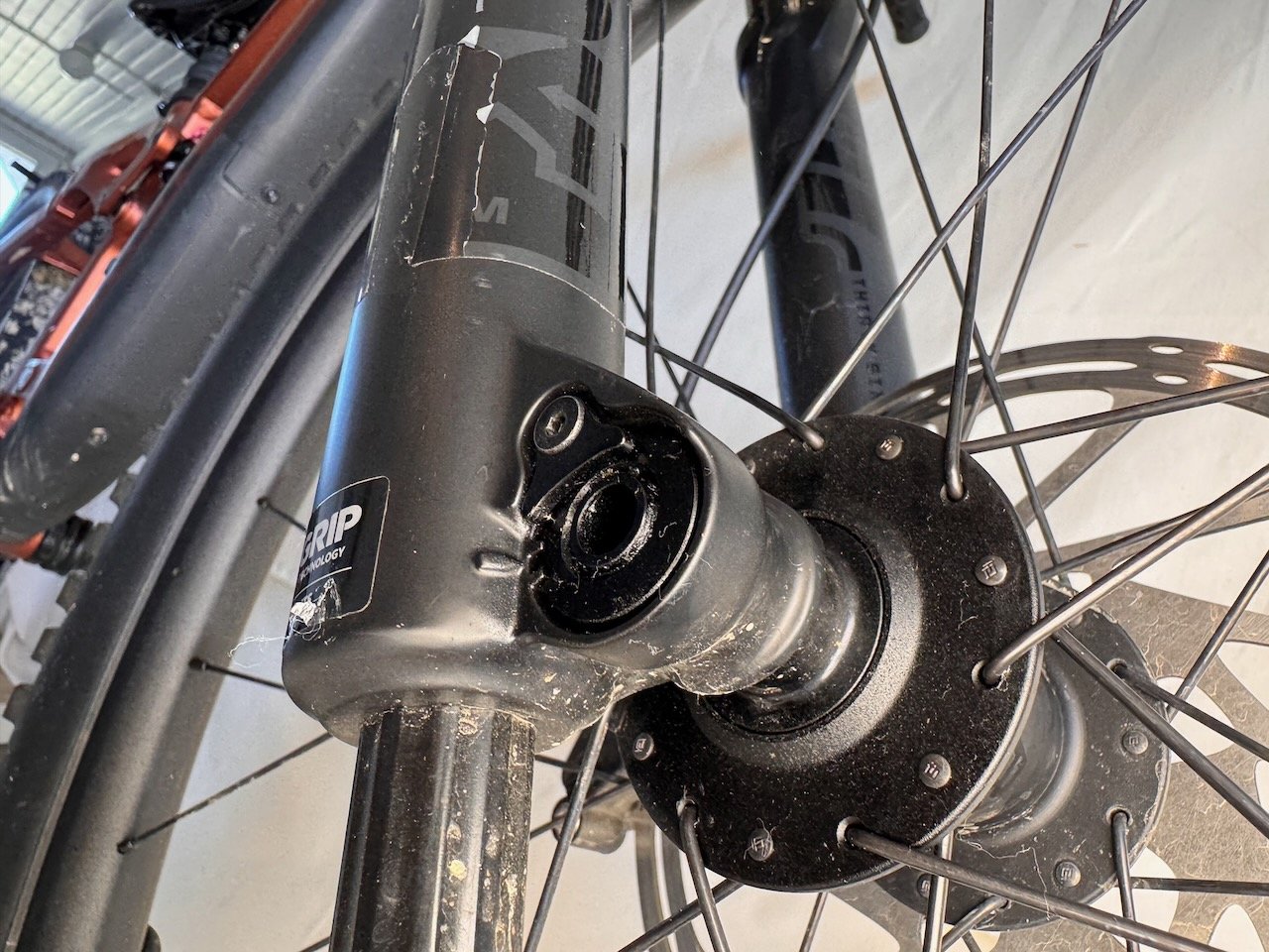 Trek Fuel S - WTU196G0178T (16).jpeg