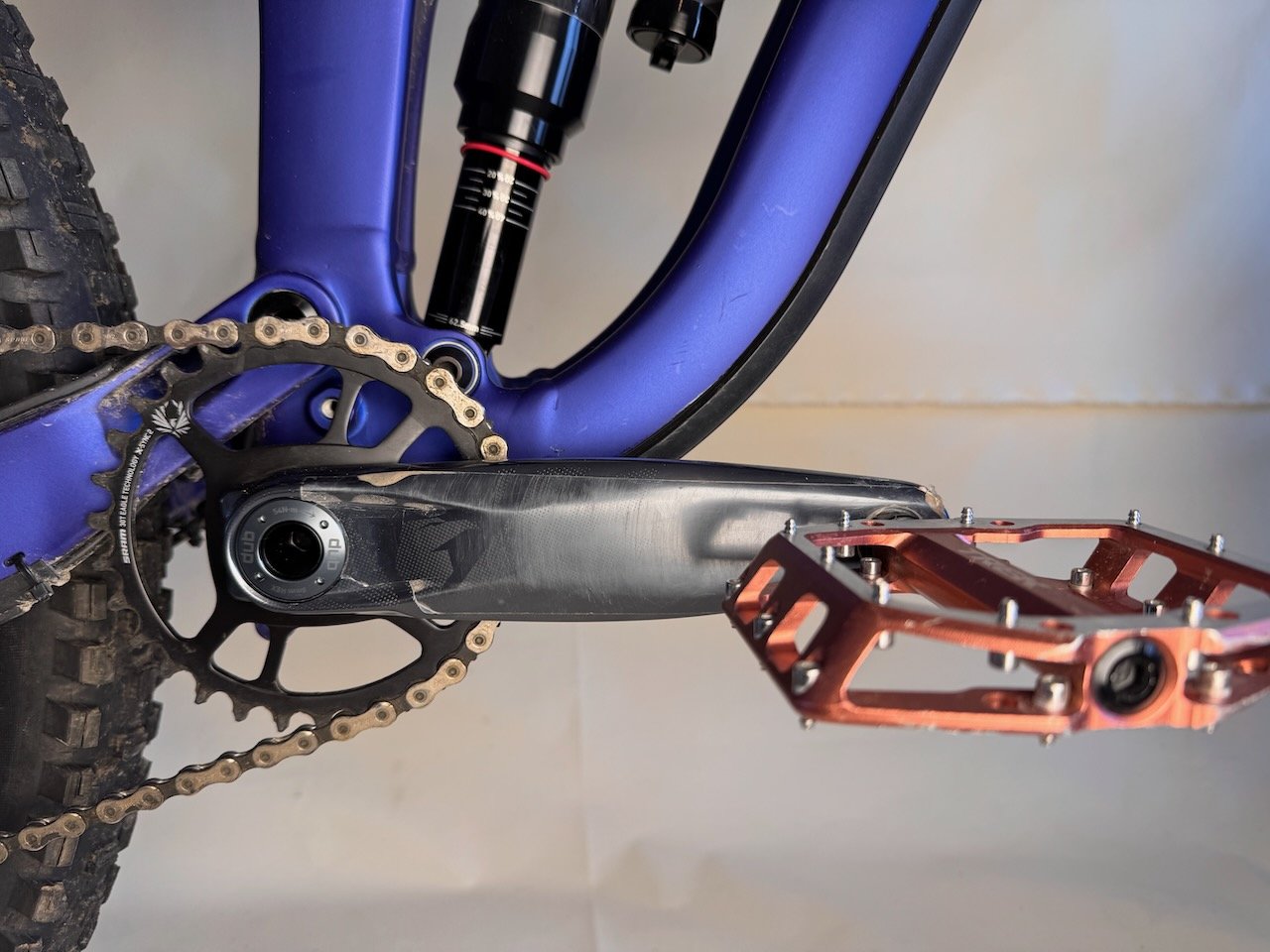 Trek Slash L - WTU259G0387T (2).jpeg