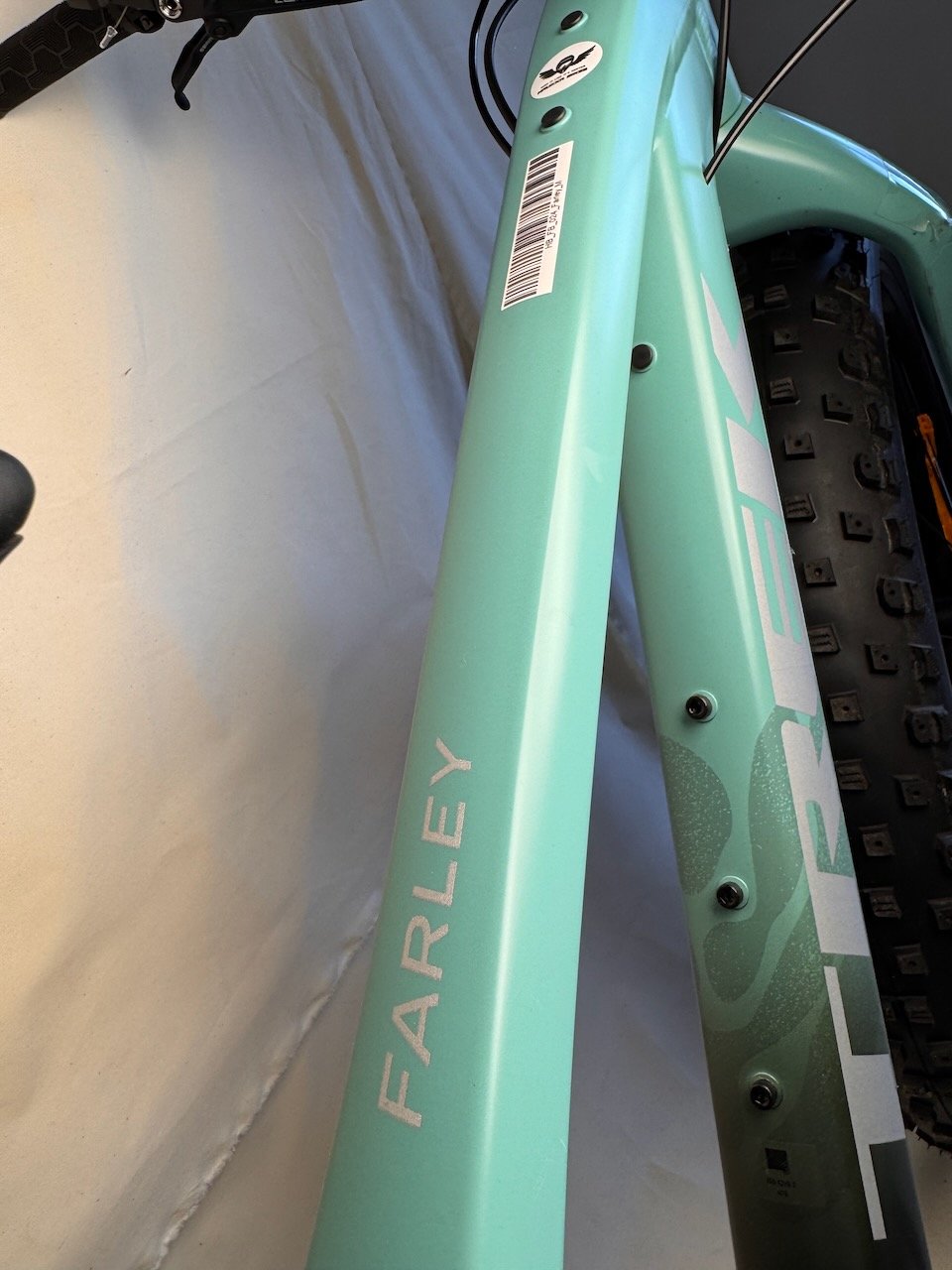 Trek Farley M - WTU093SV0117U (6).jpeg
