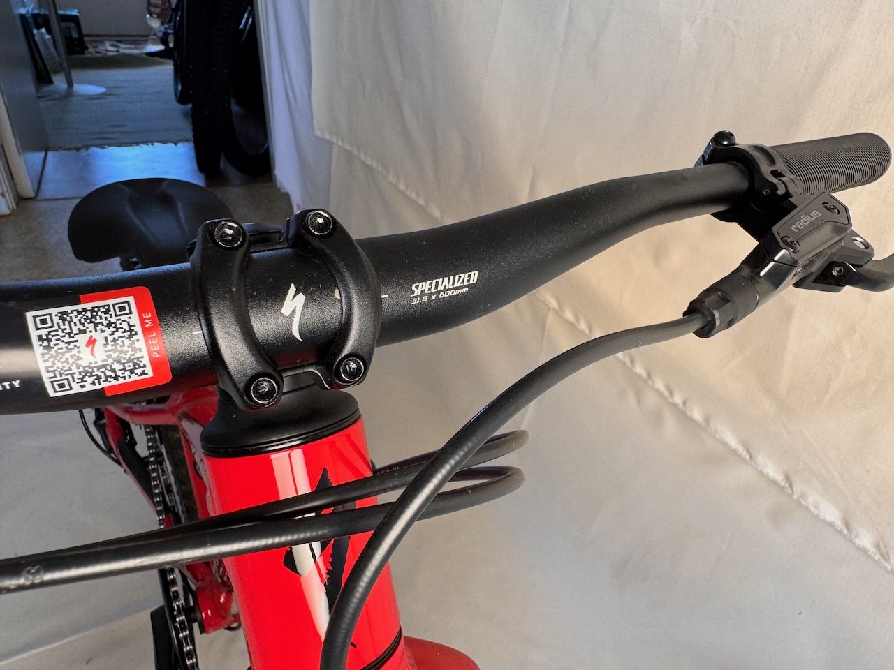 Specialized Riprock 20 Red - WSBC01112197T (8).jpeg