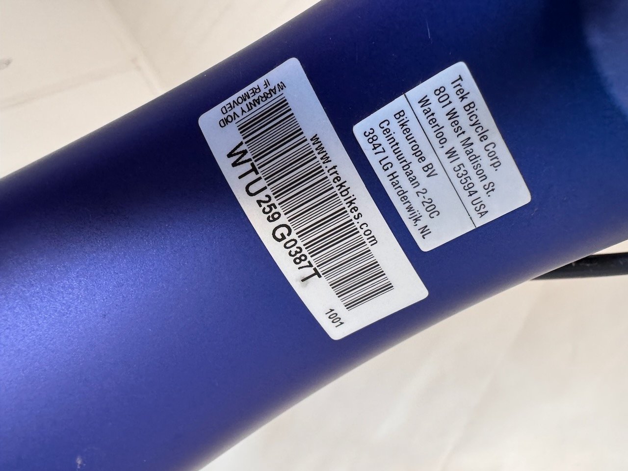 Trek Slash L - WTU259G0387T (18).jpeg