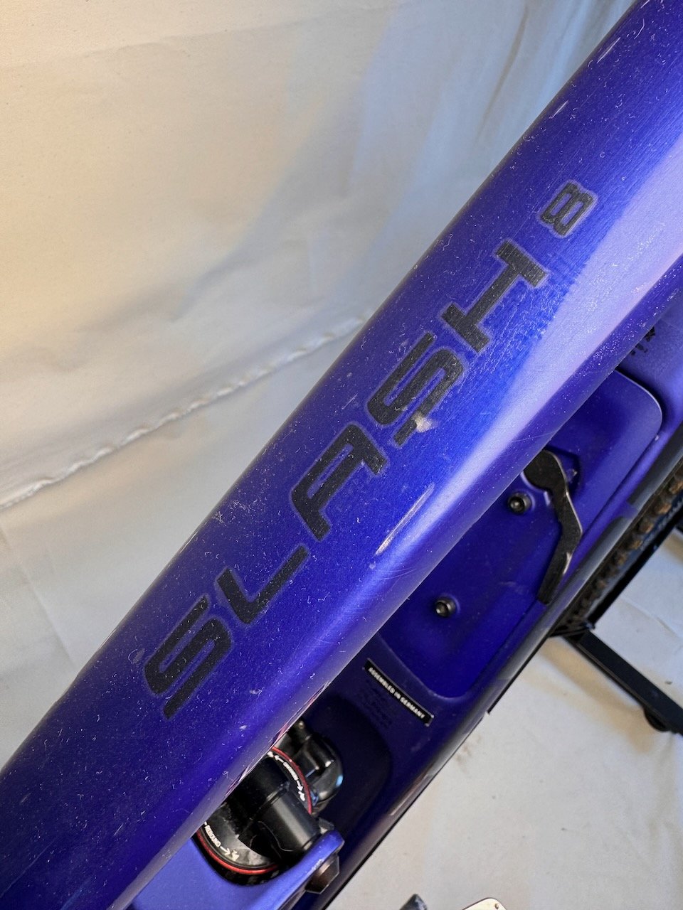 Trek Slash L - WTU259G0387T (7).jpeg