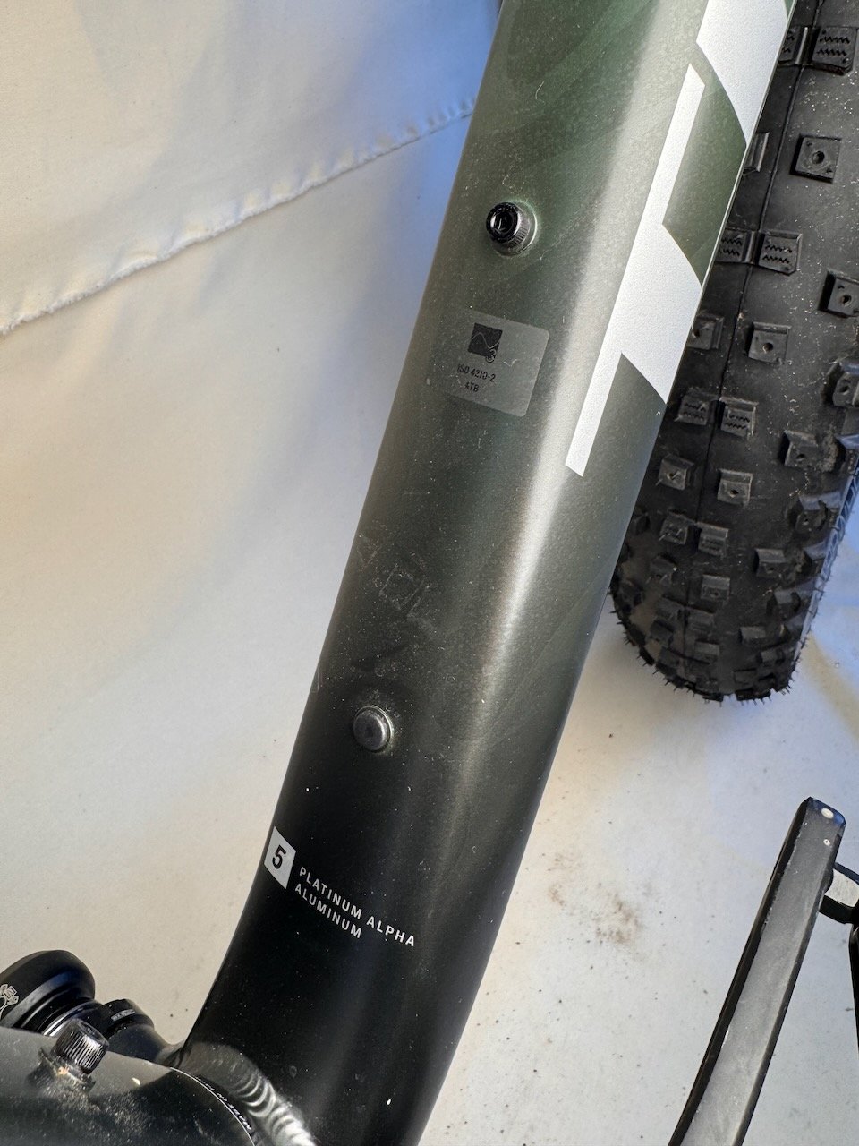 Trek Farley M - WTU107SV0351U (7).jpeg