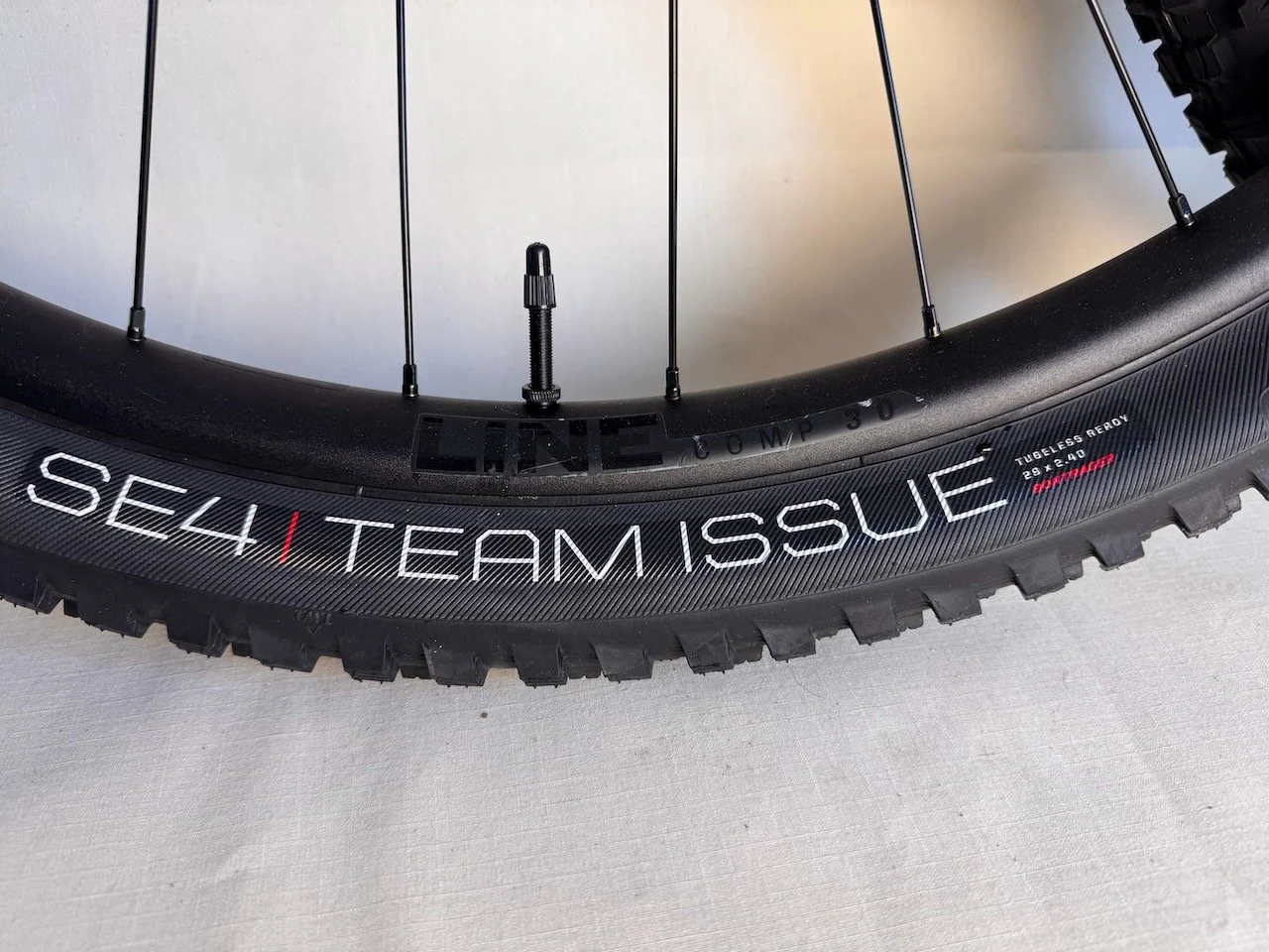 Bontrager 29%22 Wheelset and tires - New (2).jpeg