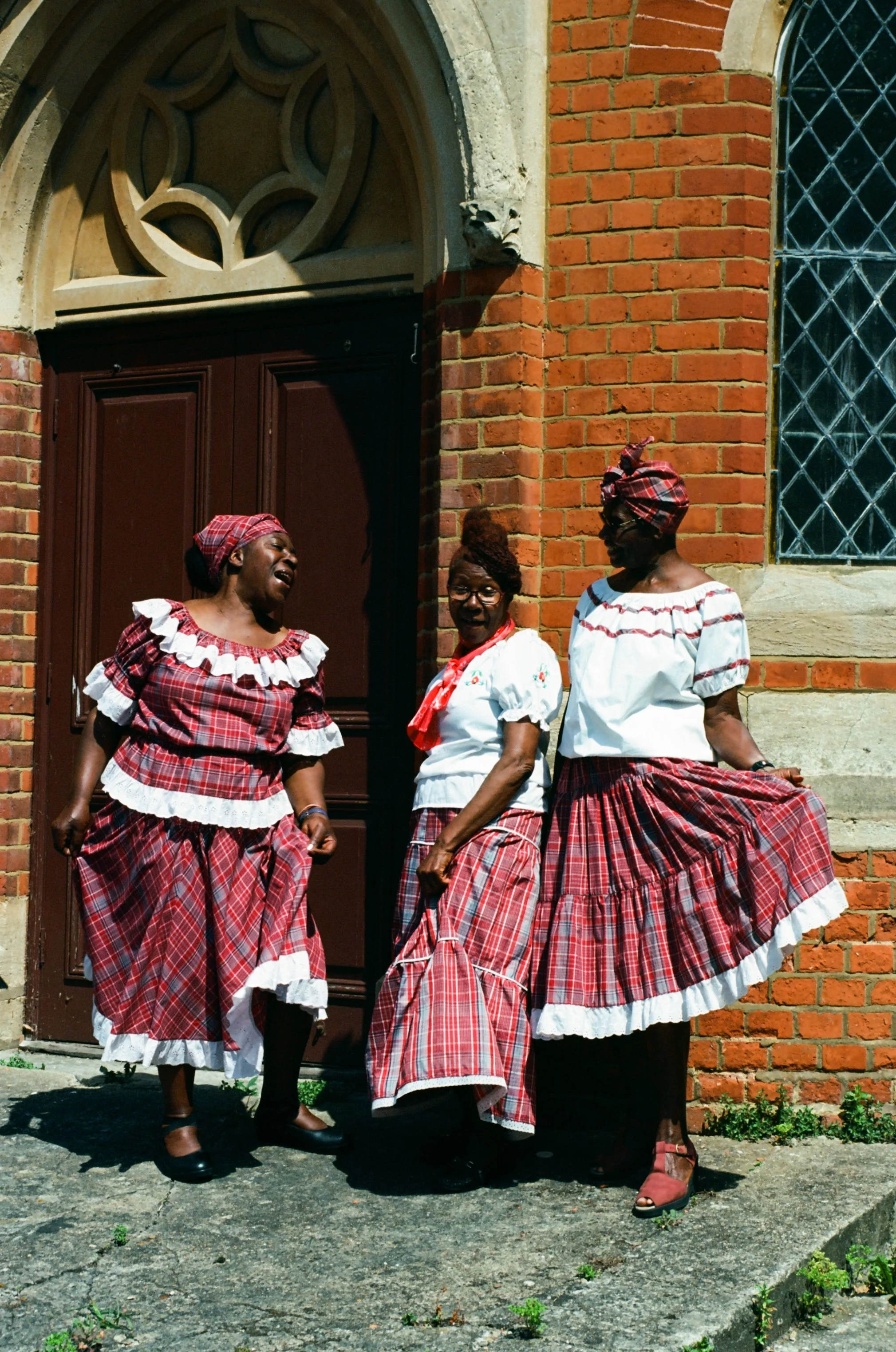 Veronica Henry, Yvonne Williams + Jean Abdullie in Madras