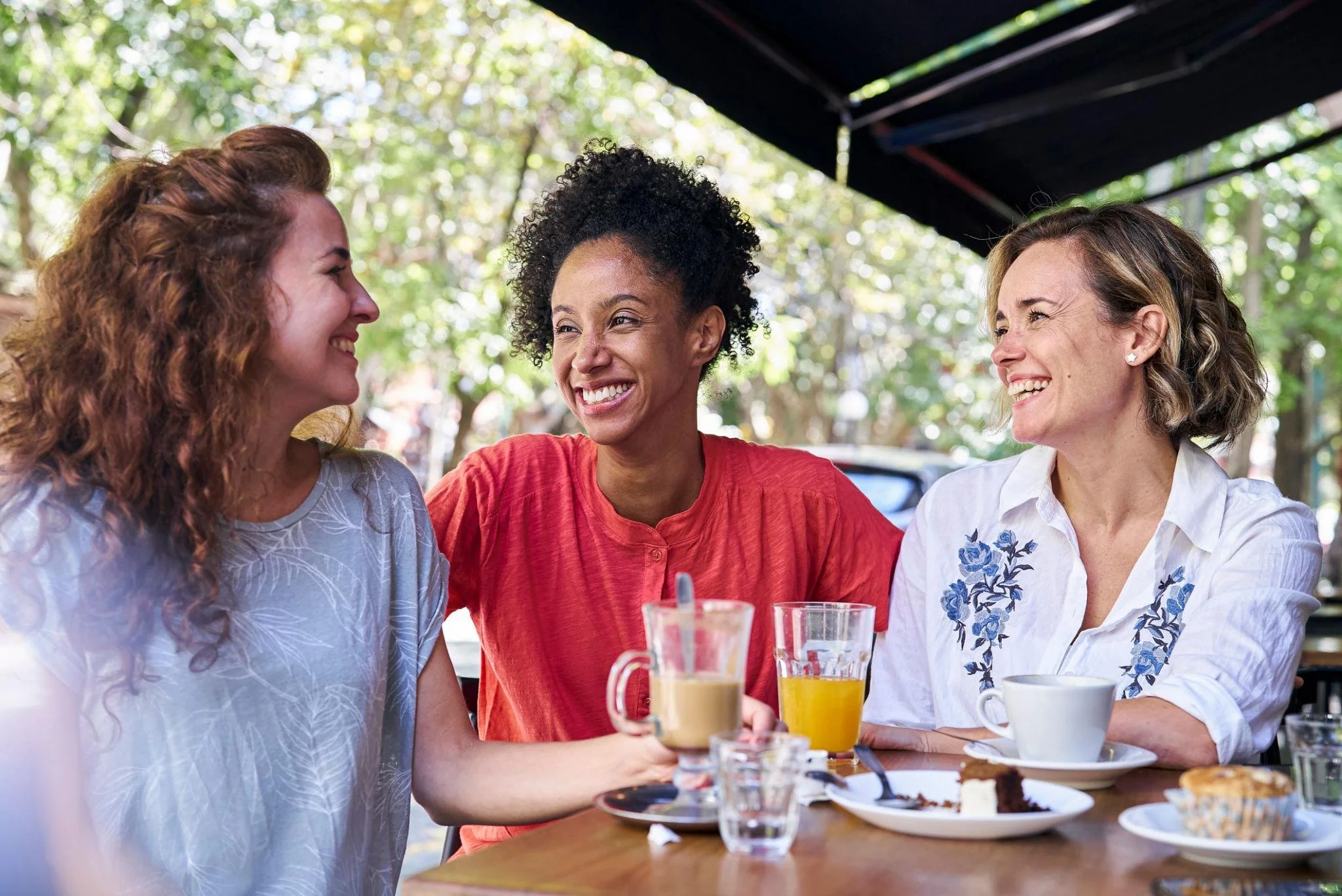 A Brighter Month Starts Here: Finding Relief from PMS and PMDD
