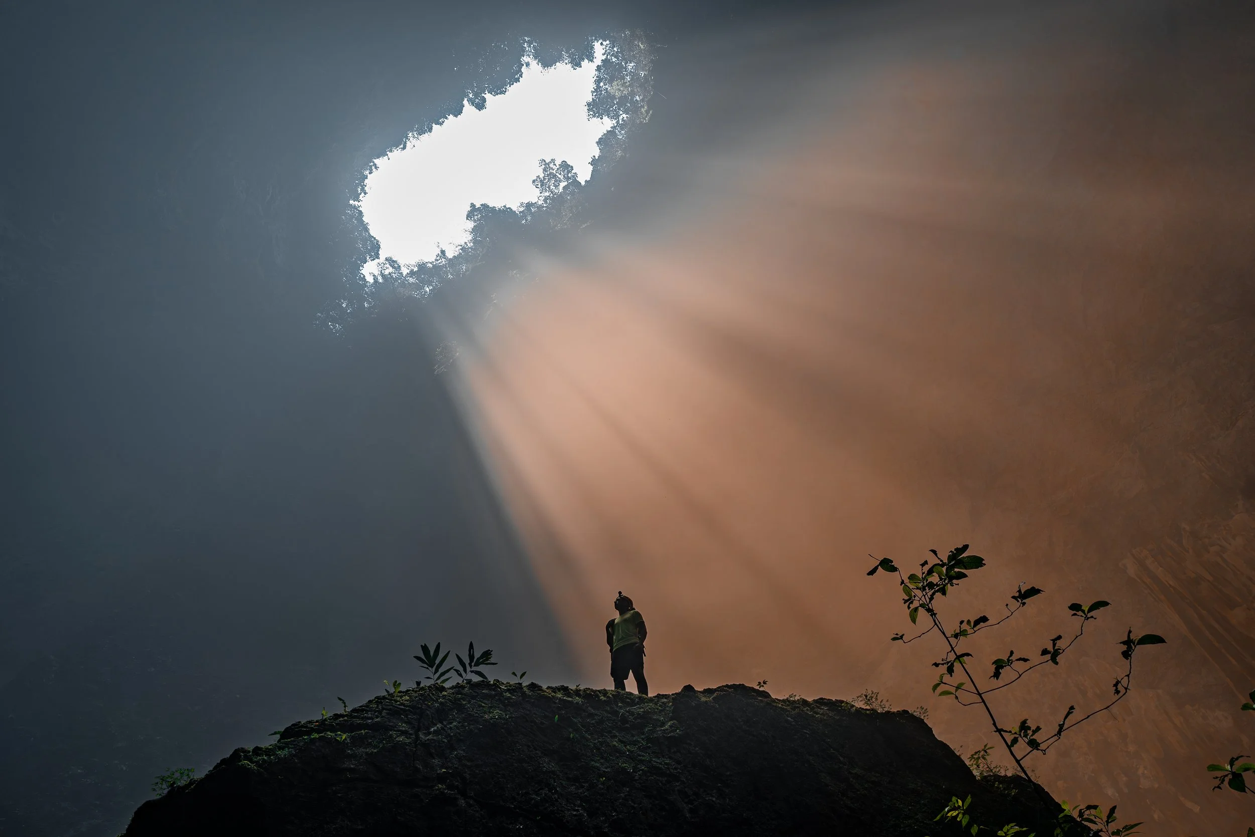 IN THE SPOTLIGHT (2021).JPG