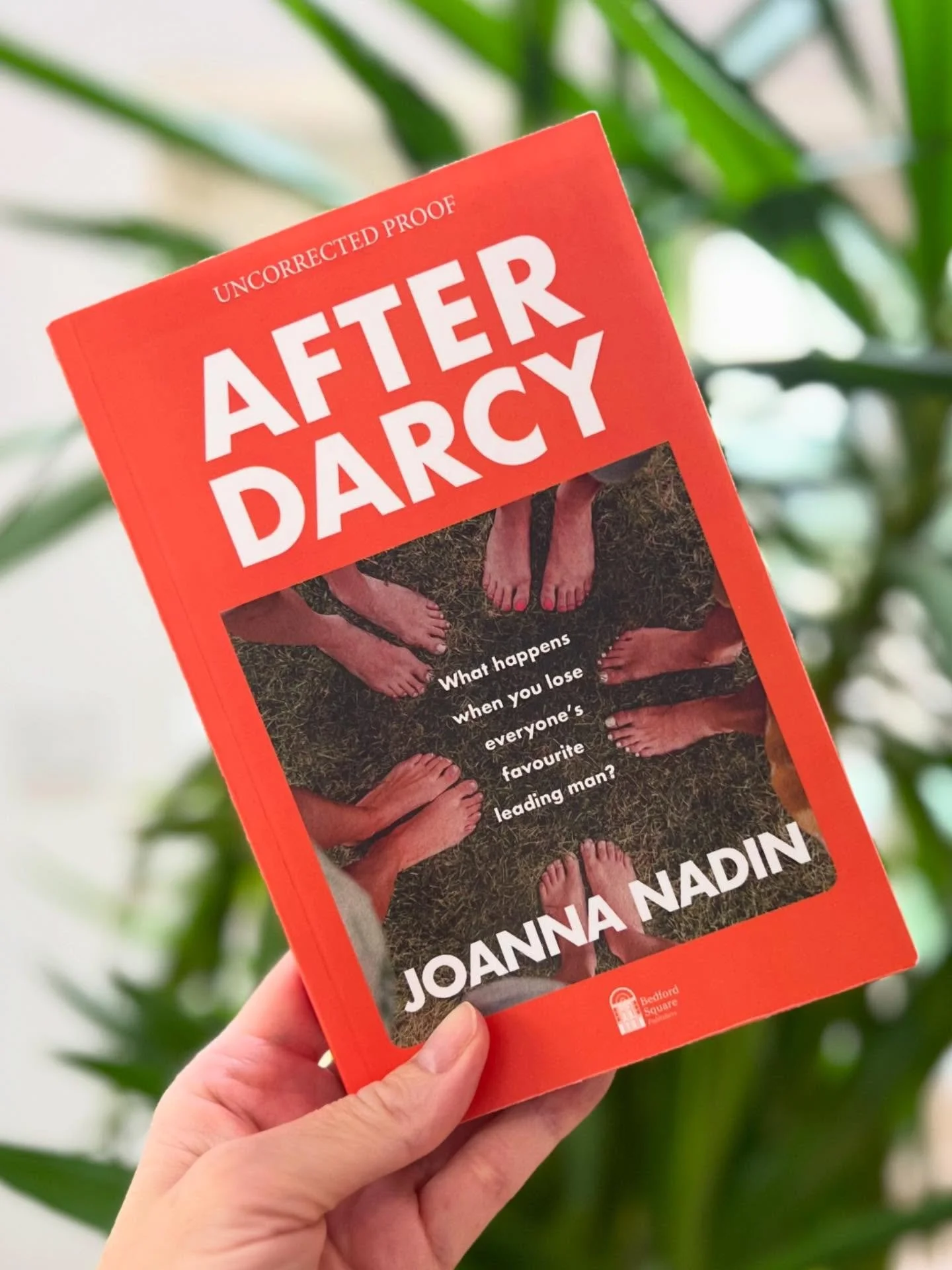 I ADORED this book - published just last week by @bedfordsq.publishers! 
Gloriously witty, pleasingly off piste, but also satisfyingly Austen, After Darcy is a clever and energetic modern sequel to Pride and Prejudice, set in a world of HRT, Queer Ey