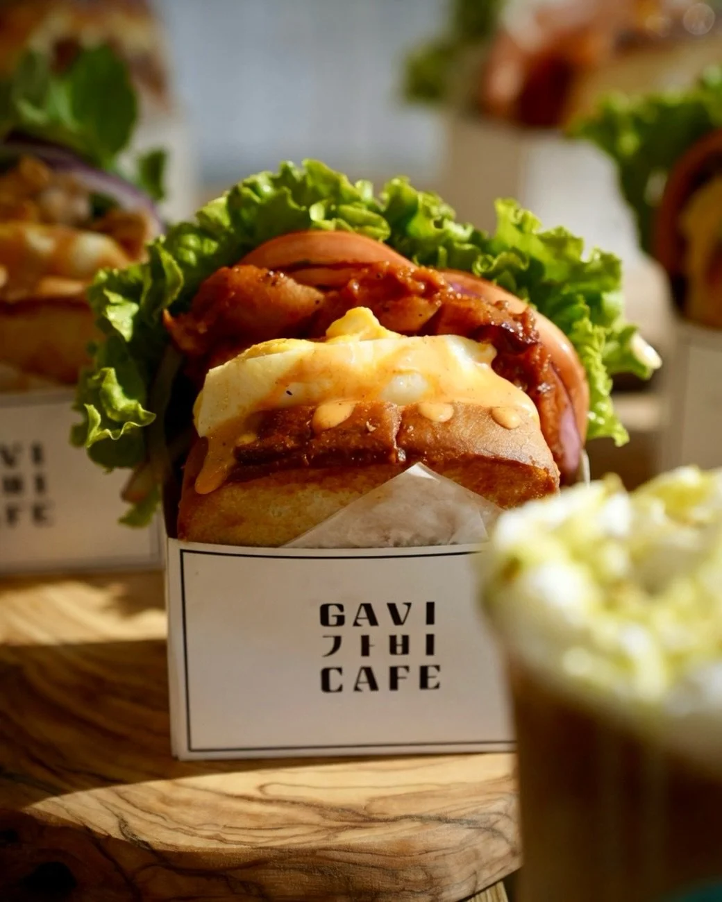 Hot Chicken Sandwich🥪 If you love chicken, this one&rsquo;s for you.  #musttry #sandwich #bakery #cafe #halalchicken