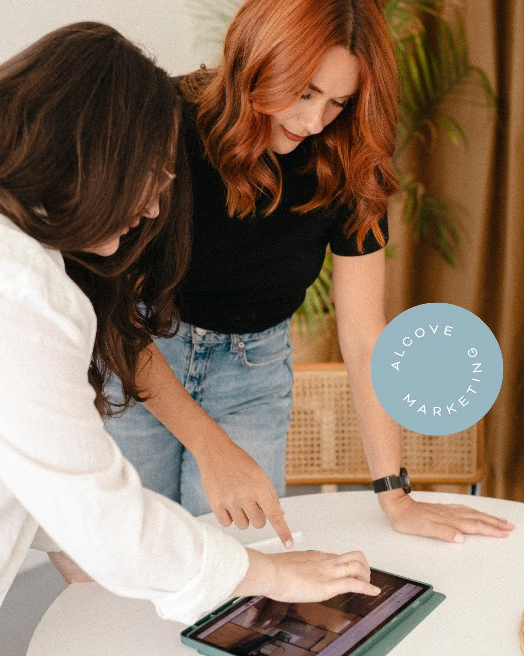 L&egrave;vez la main si vous avez d&eacute;j&agrave; fait semblant de savoir c'est quoi, le SEO 🙋&zwj;♀️

La cr&eacute;ation de site, c'est beaucoup plus que des belles images et un texte percutant. C'est aussi l'exp&eacute;rience client, la clart&e