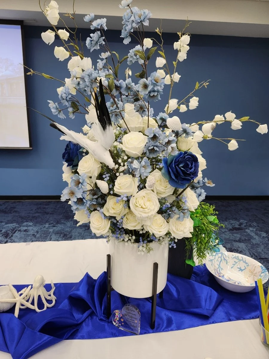blue decor 9.jpg