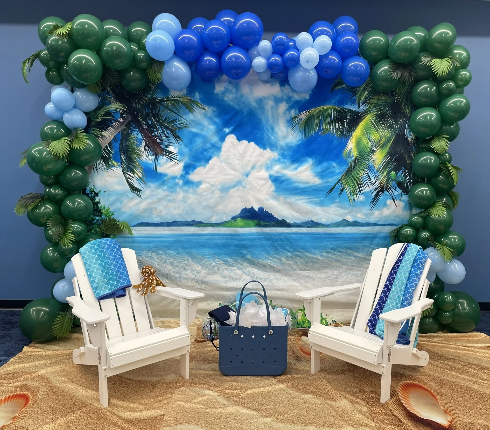 blue decor3.jpg