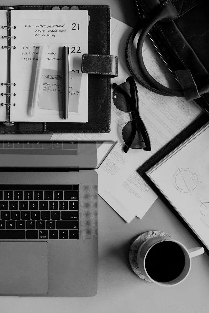 Laptop with organiser notebook