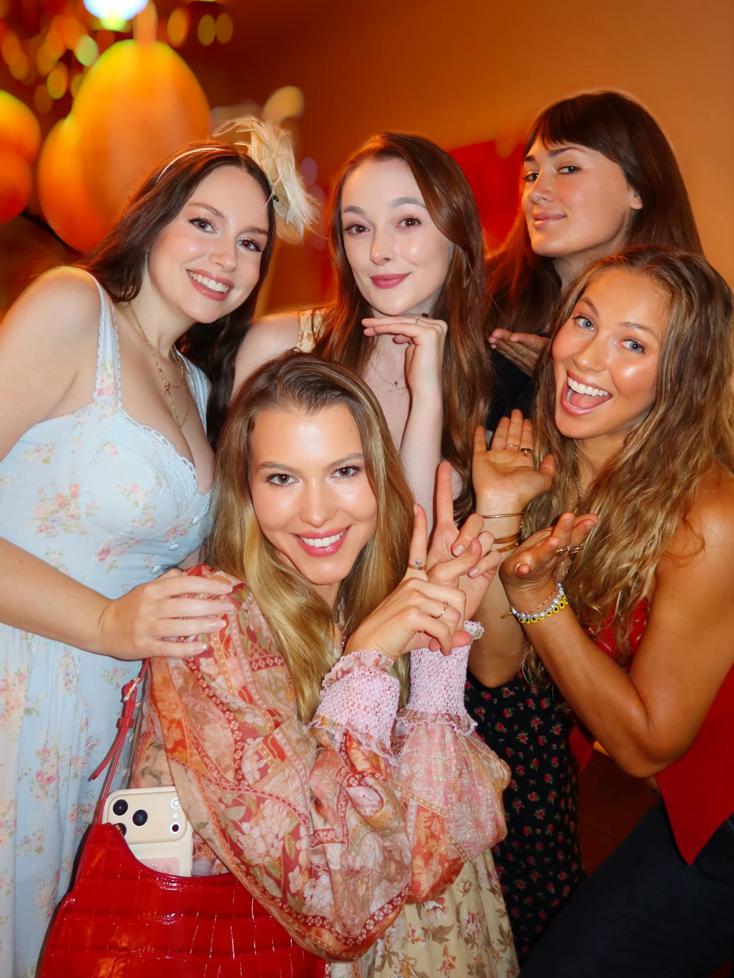 tea party birthday for 👑 @healingthesource 👗 🫖 🧿 💐 🍰 🛍️
eye readings, crafty corners, floral arrangements, tea on tap, Erewhon cake, organic snacks, and girllllllll talk for hours 🦋🦋🦋🦋🦋🦋🦋🦋🦋🦋🦋🦋🦋🦋