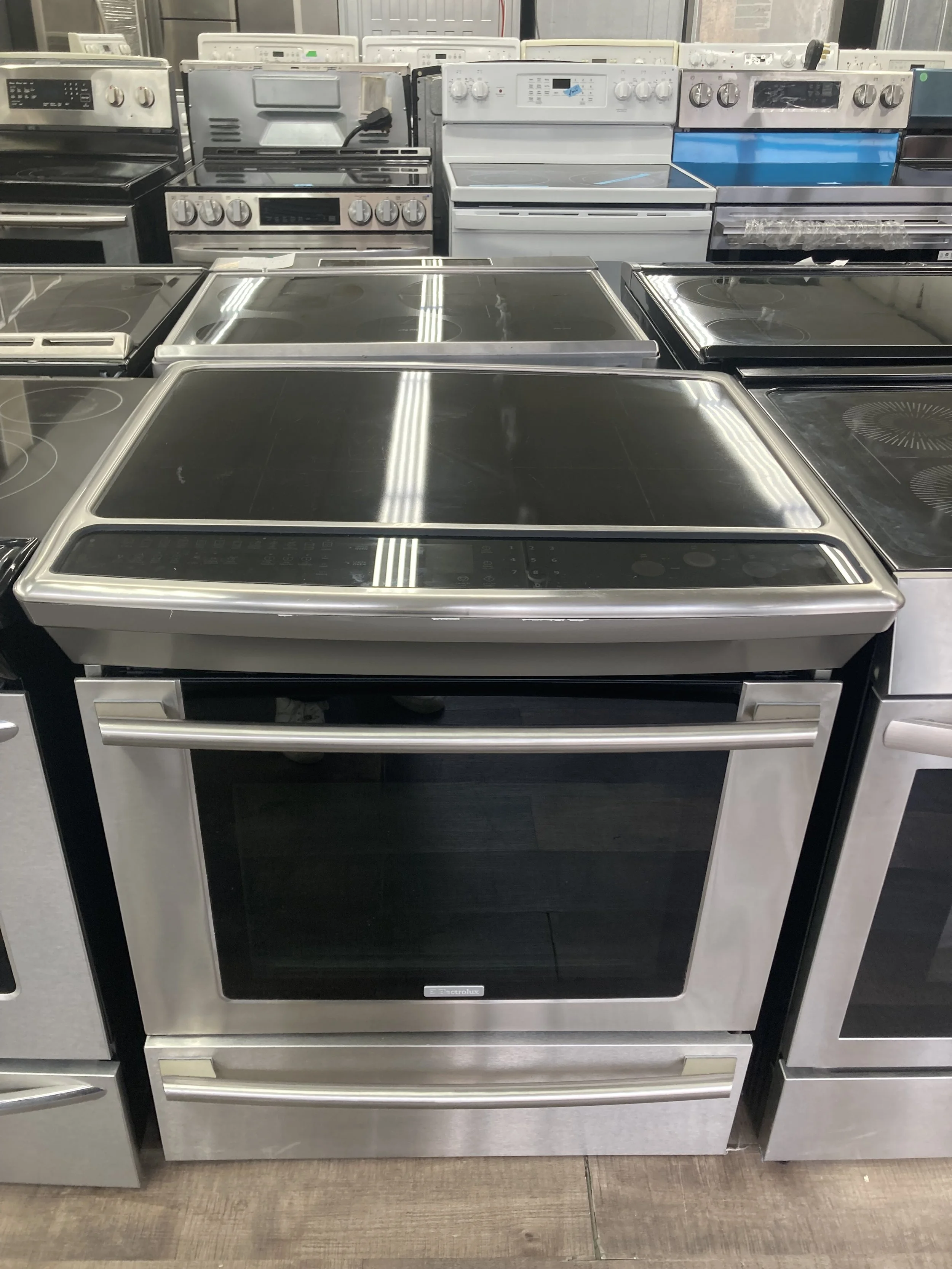 GE Cuisiniere sans tete a induction