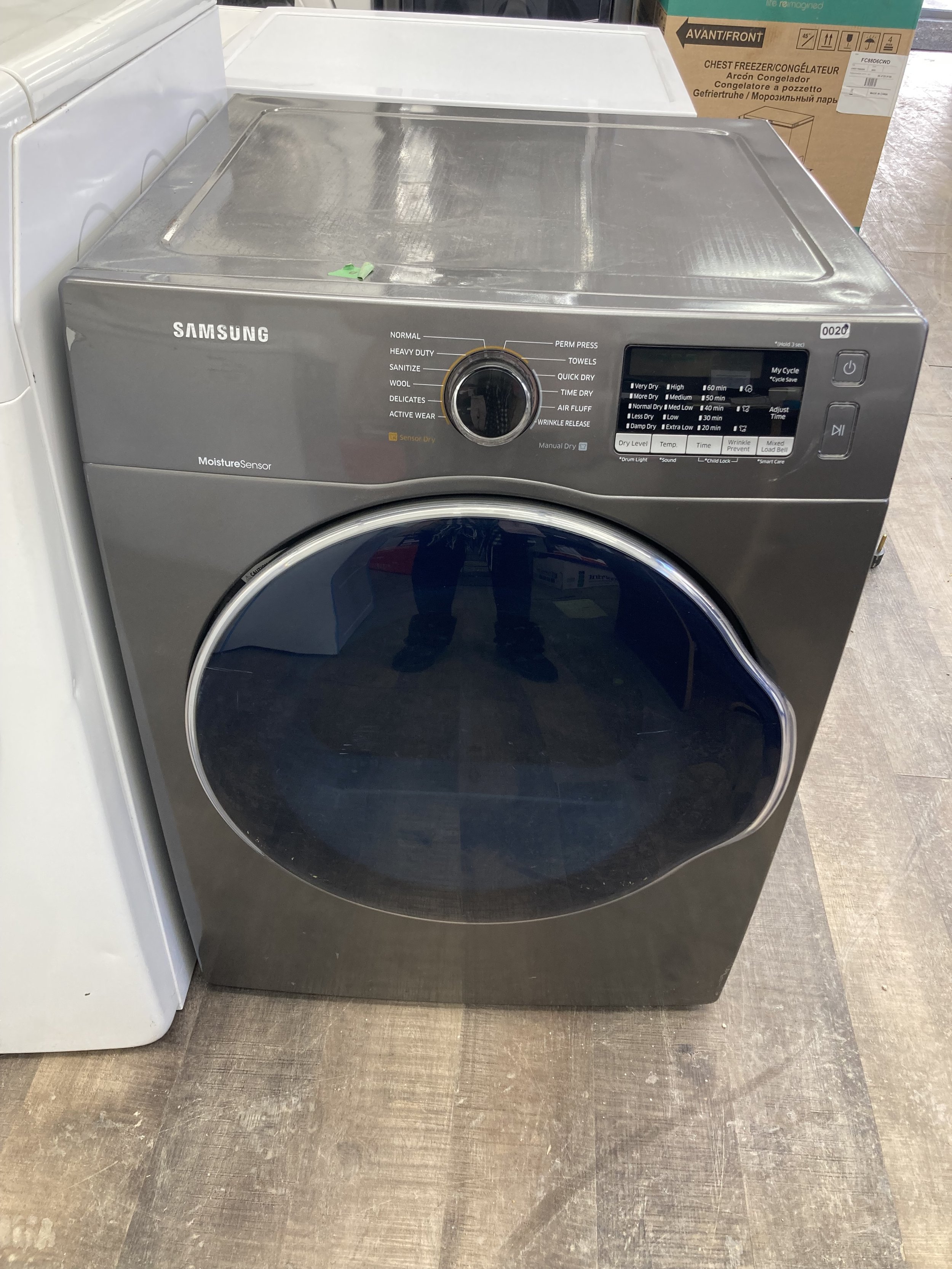 SECHEUSE SAMSUNG 24 POUCES STAINLESS