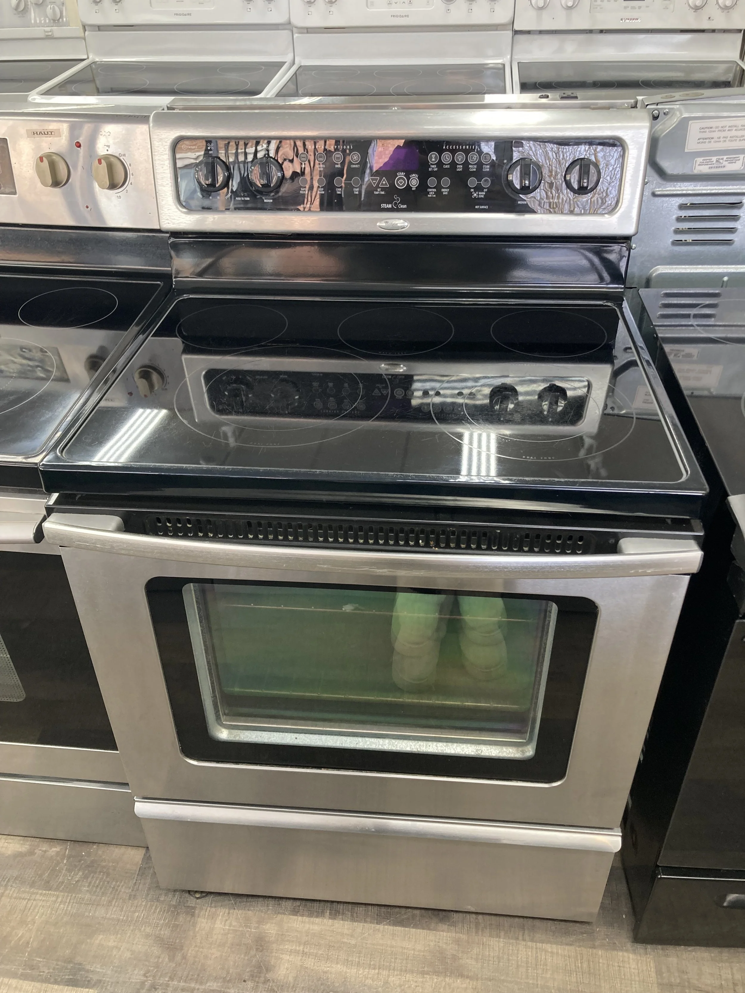 WHIRLPOOL CUISINIERE VITROCERAMIQUE STAINLESS